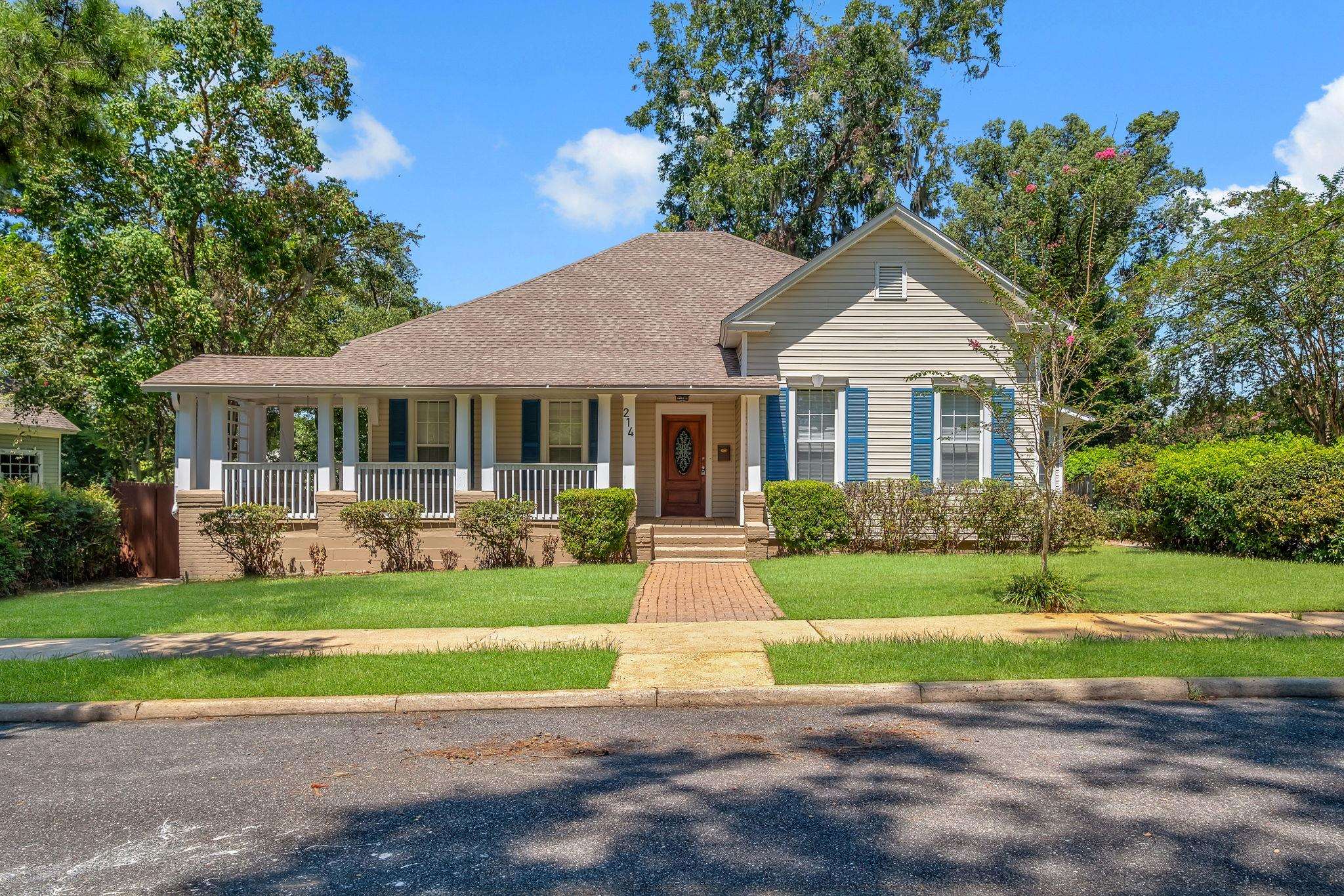 214 W Sharon Street , Quincy, FL, 32351