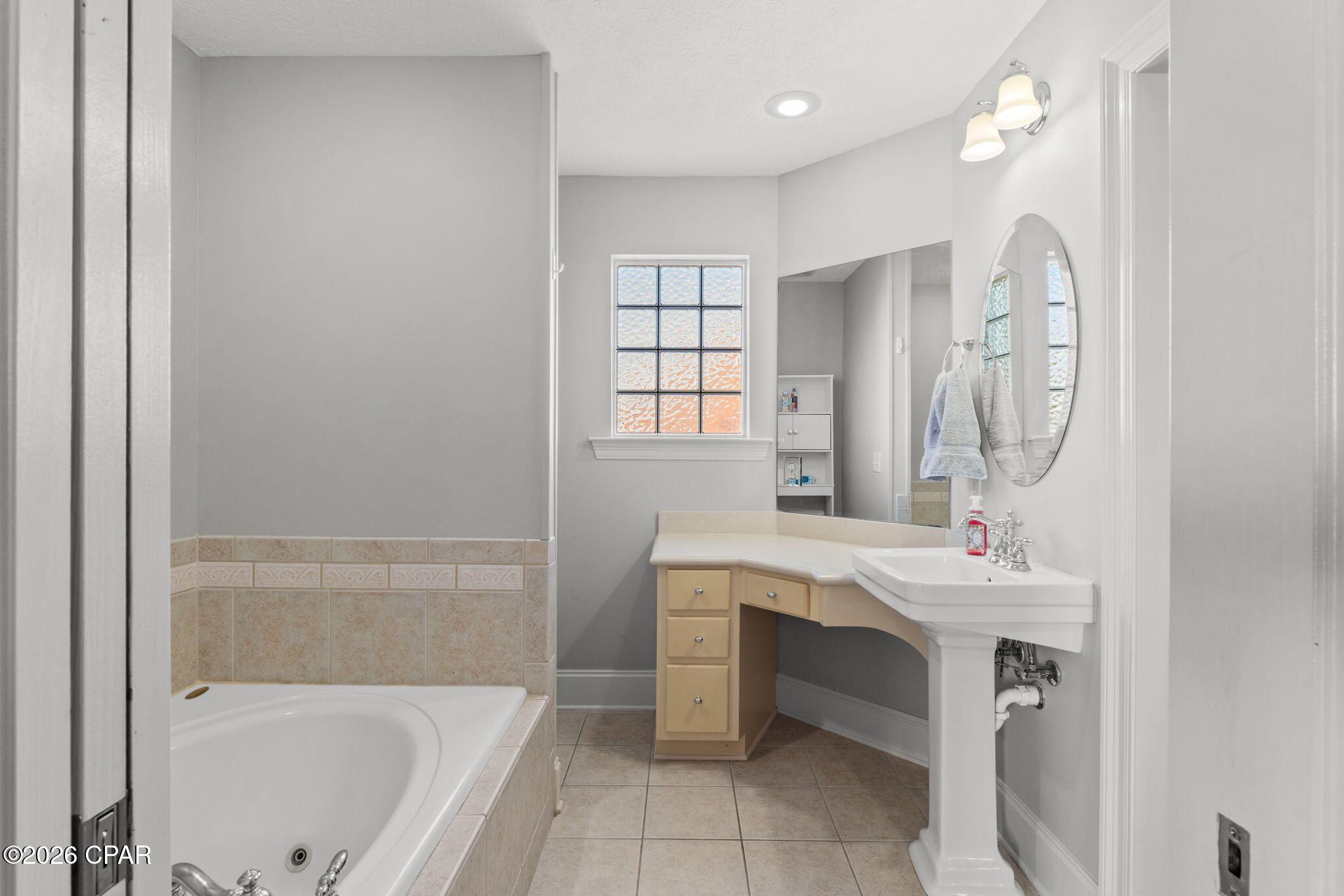 Image 32 For 1428 Thurso Road