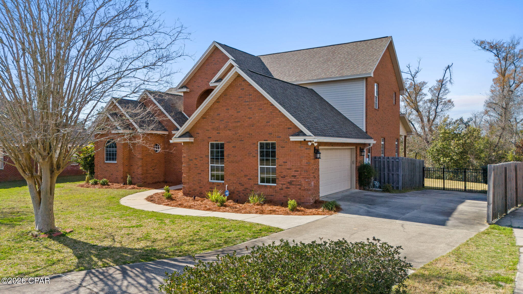 Image 4 For 1428 Thurso Road