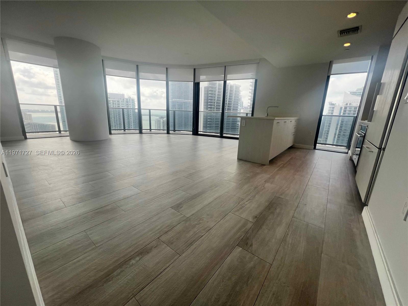 Brickell Heights East Con