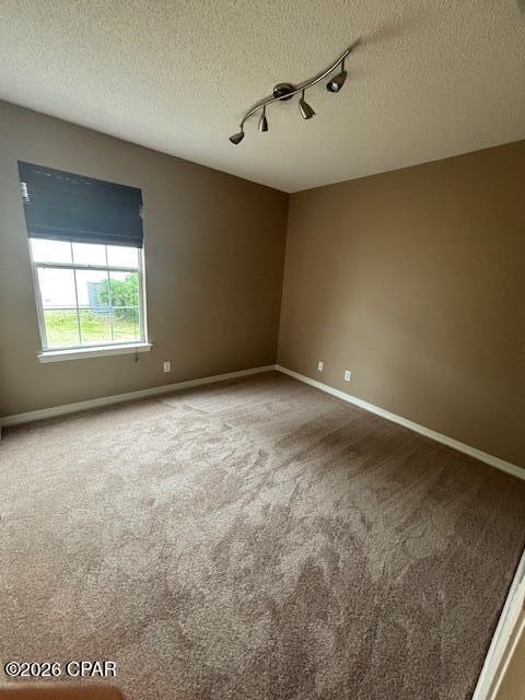 Image 23 For 104 Sandalwood Lane