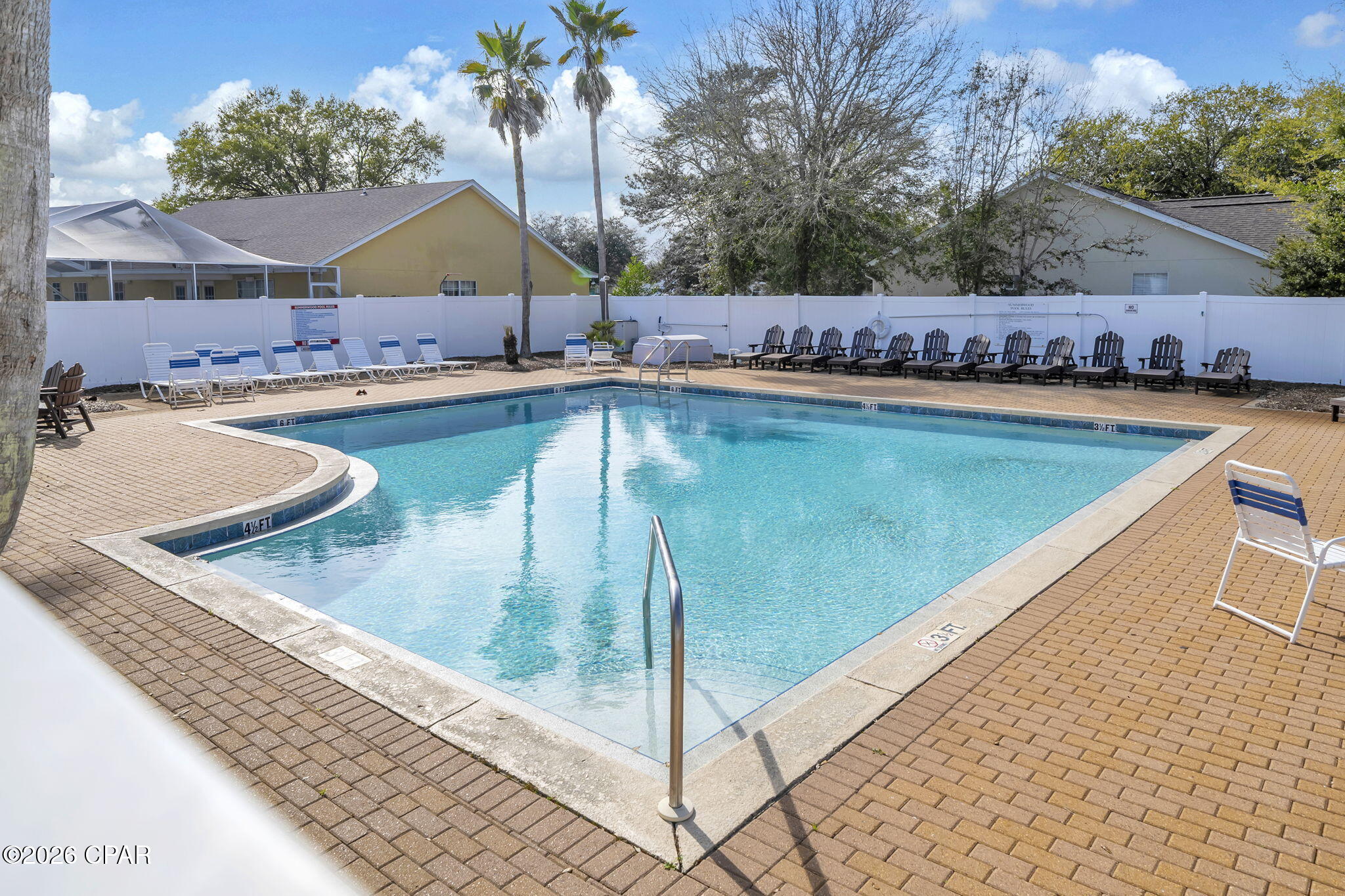 Image 33 For 104 Sandalwood Lane