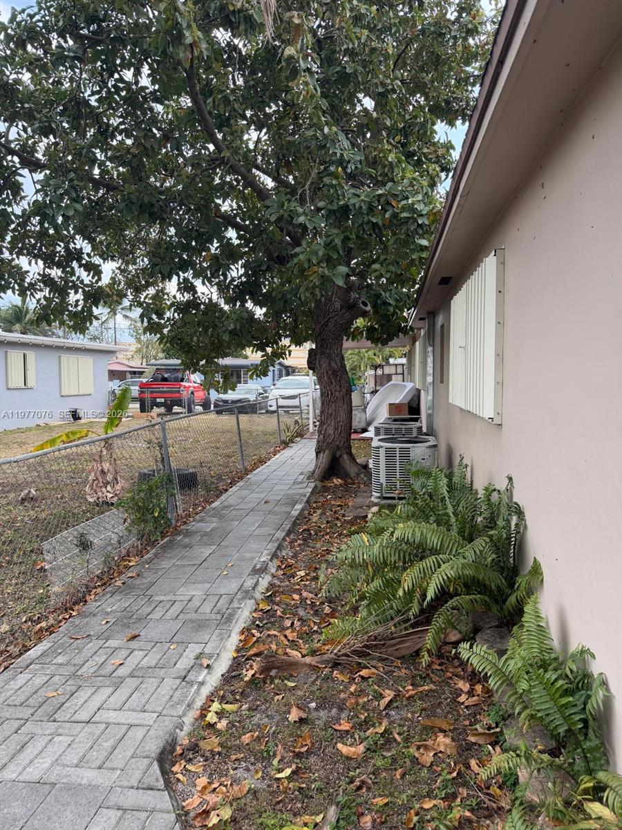 Palm Springs Ests 11Th Ad