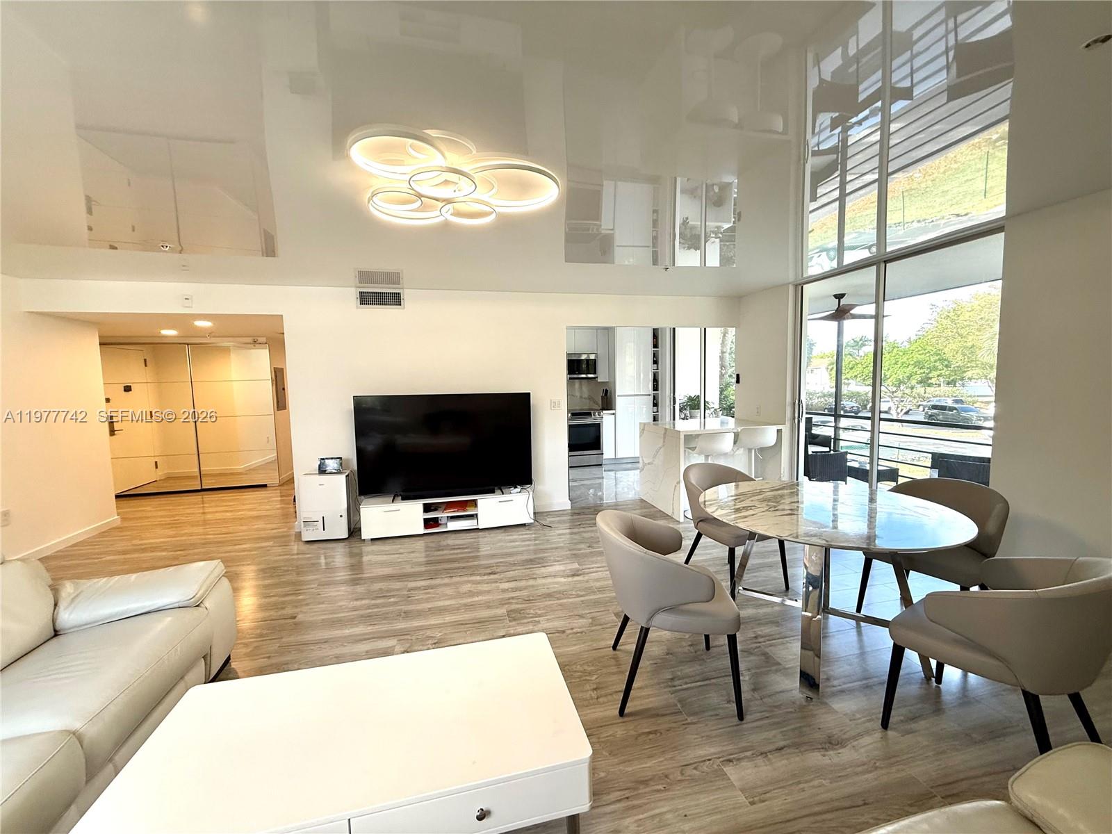 Cedar Glenn Condo Apts Ea