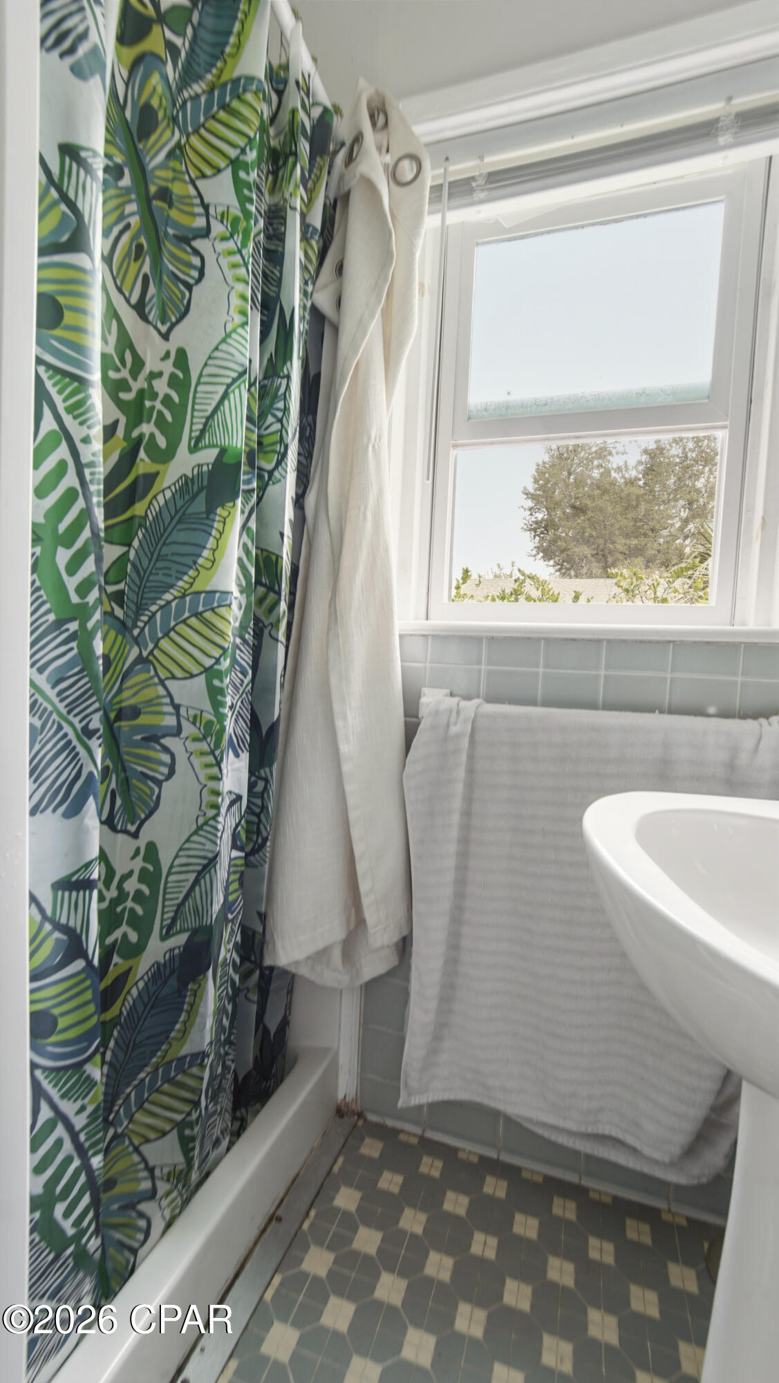 Image 40 For 304 Allen Avenue