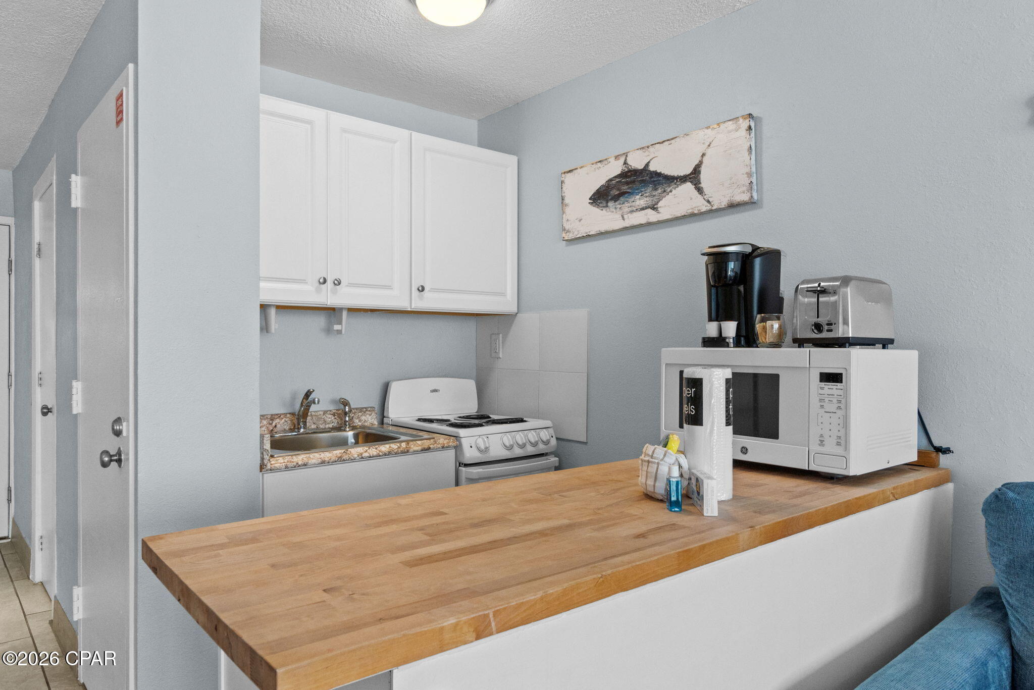 Image 10 For 8817 Thomas Drive 615