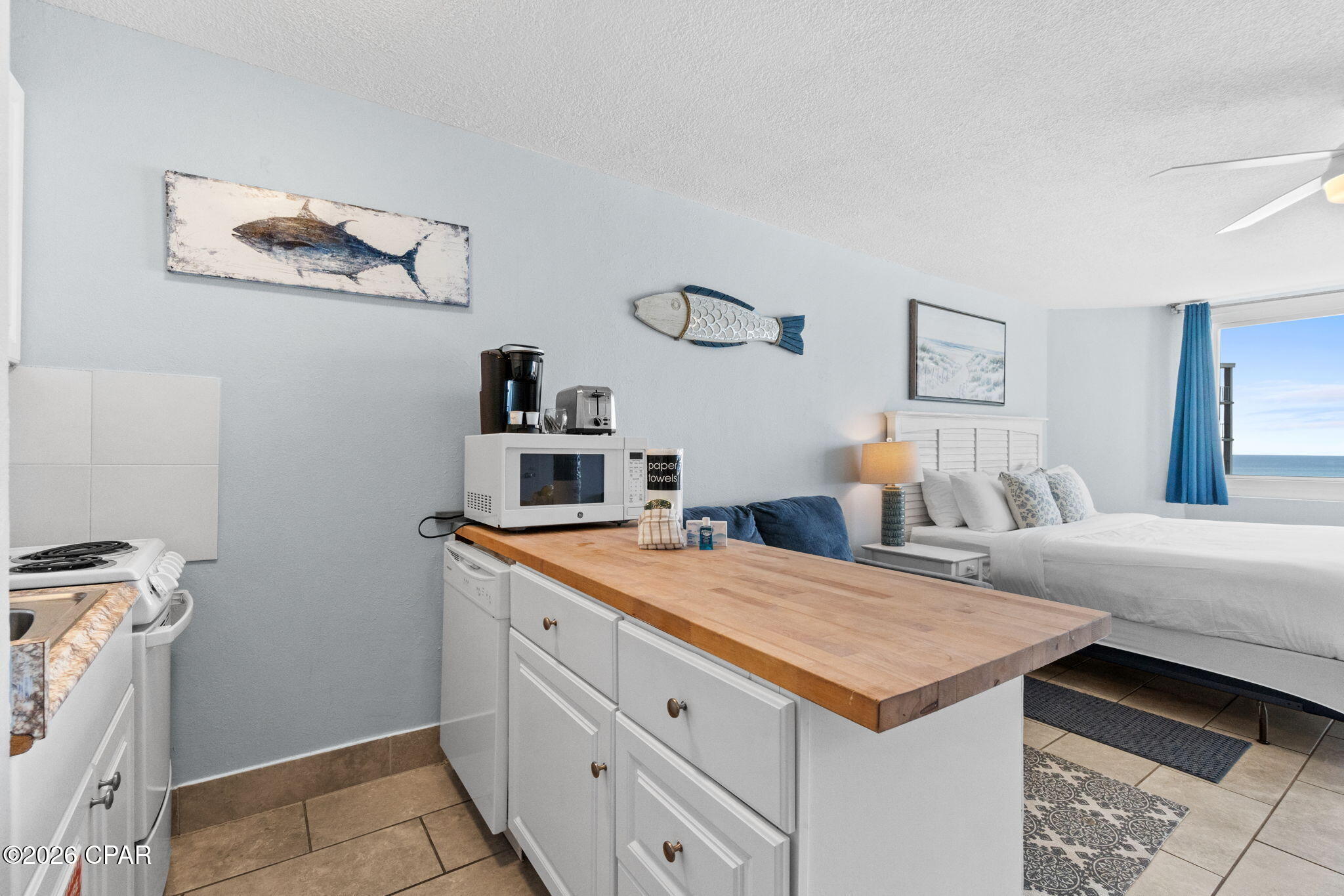 Image 11 For 8817 Thomas Drive 615