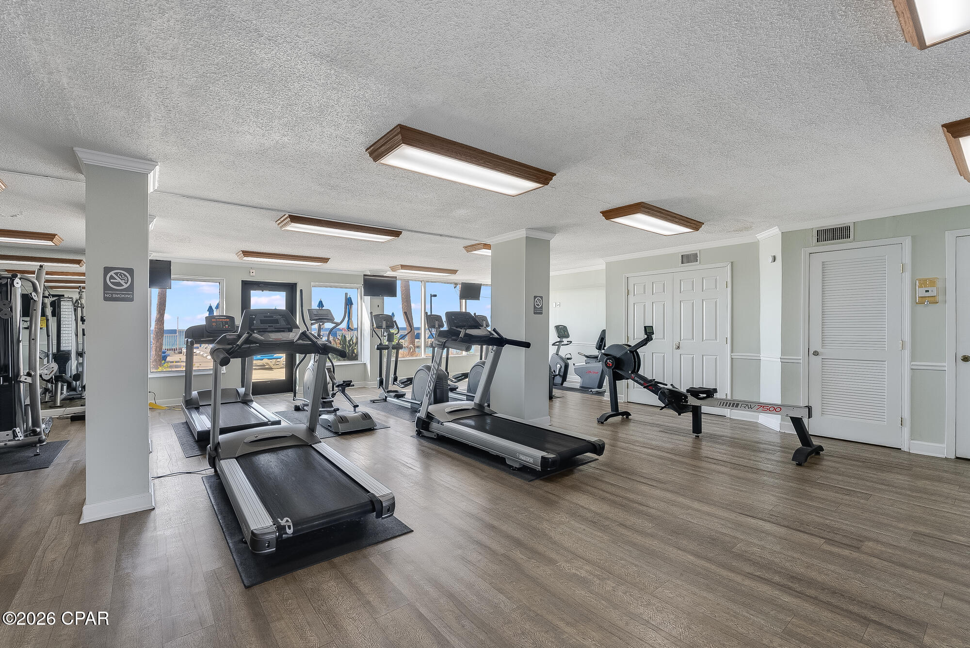 Image 38 For 5801 Thomas Drive 1020