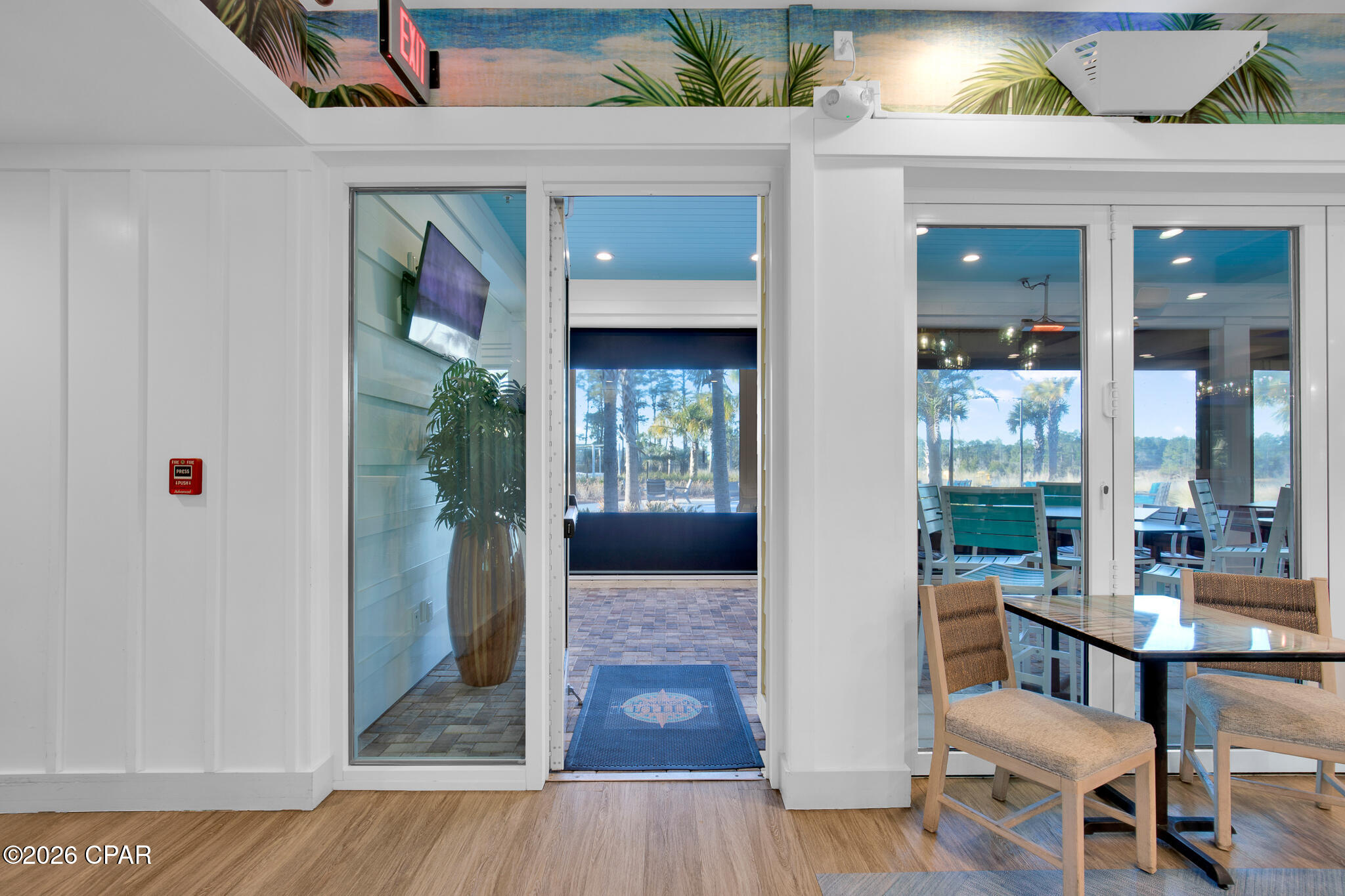 Image 0 For 8490 Landshark Boulevard