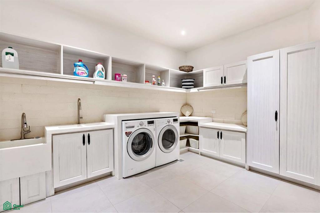 7 bed Single Family Homes For Sale in Santa Cruz, Guanacaste - 1