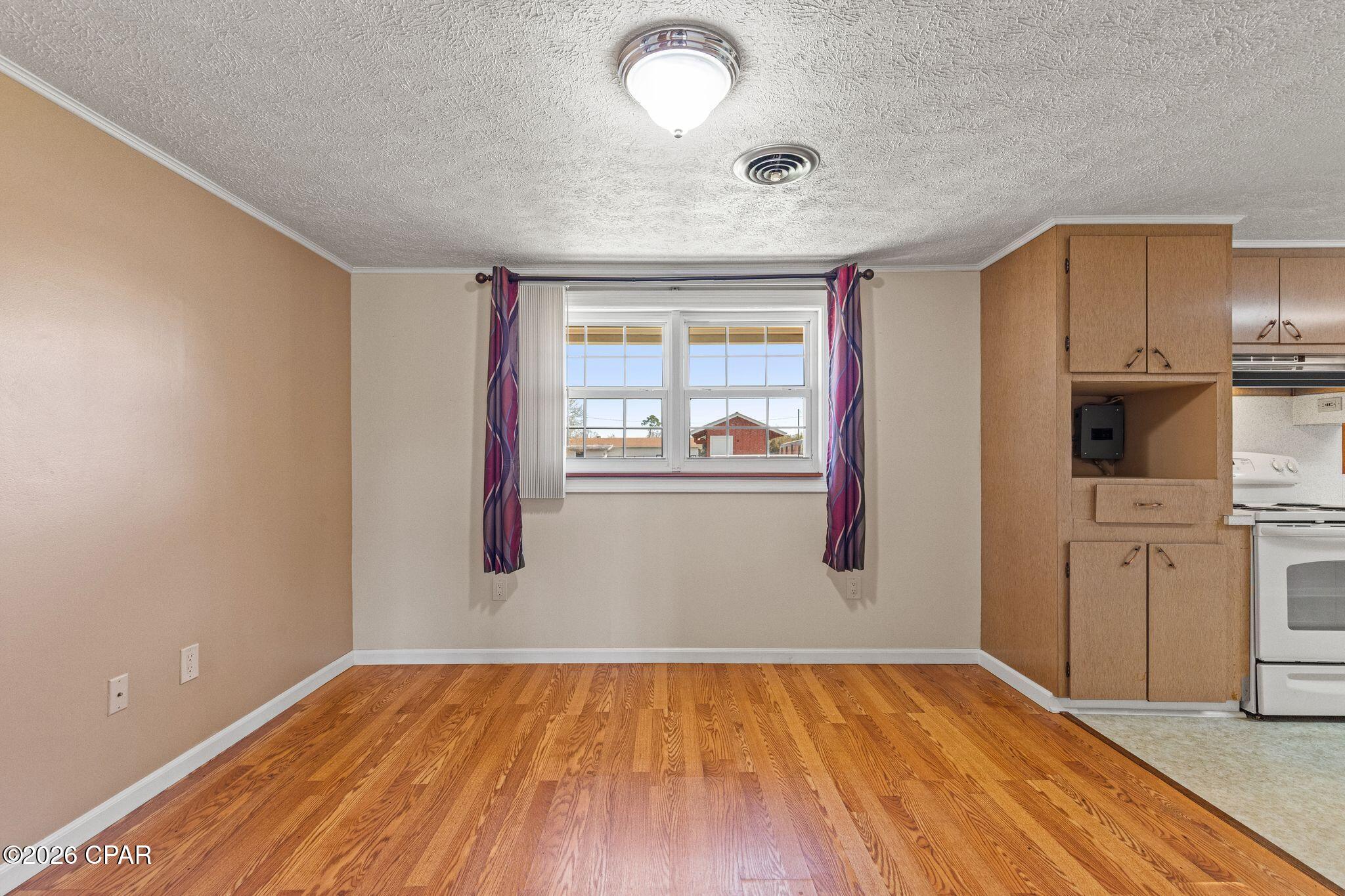 Image 10 For 2532 Lisenby Avenue