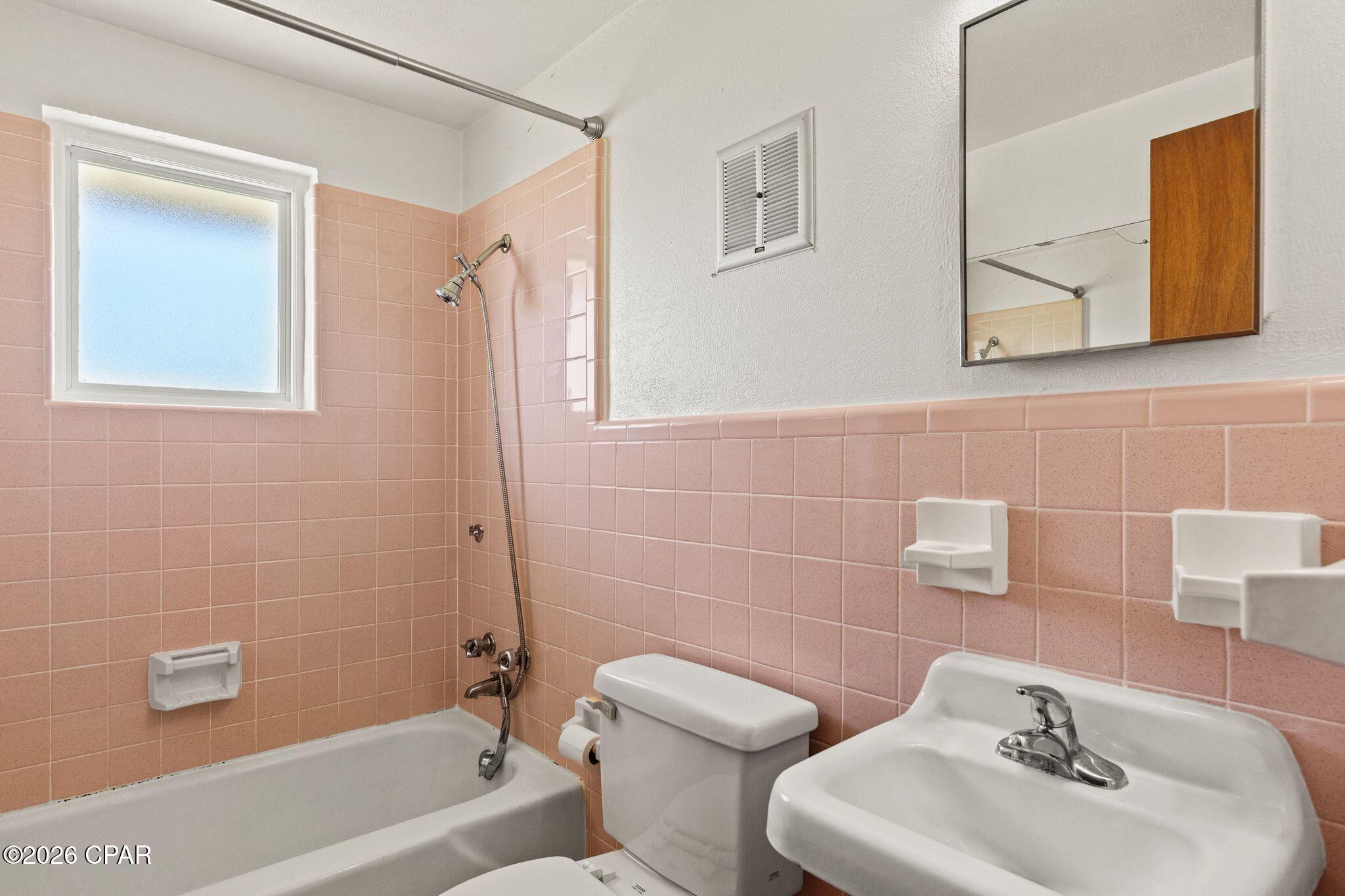 Image 21 For 2532 Lisenby Avenue