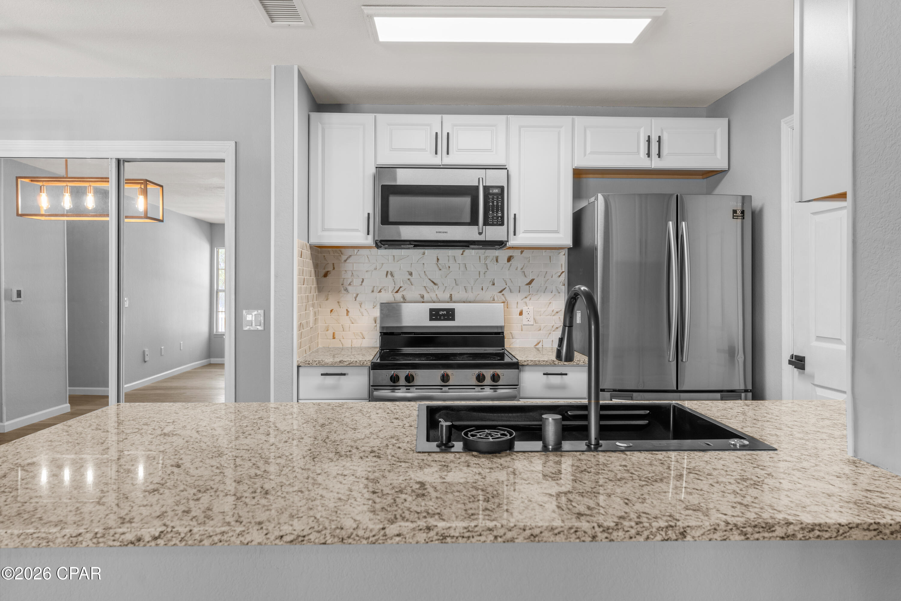 Image 2 For 1304 Lighthouse Road