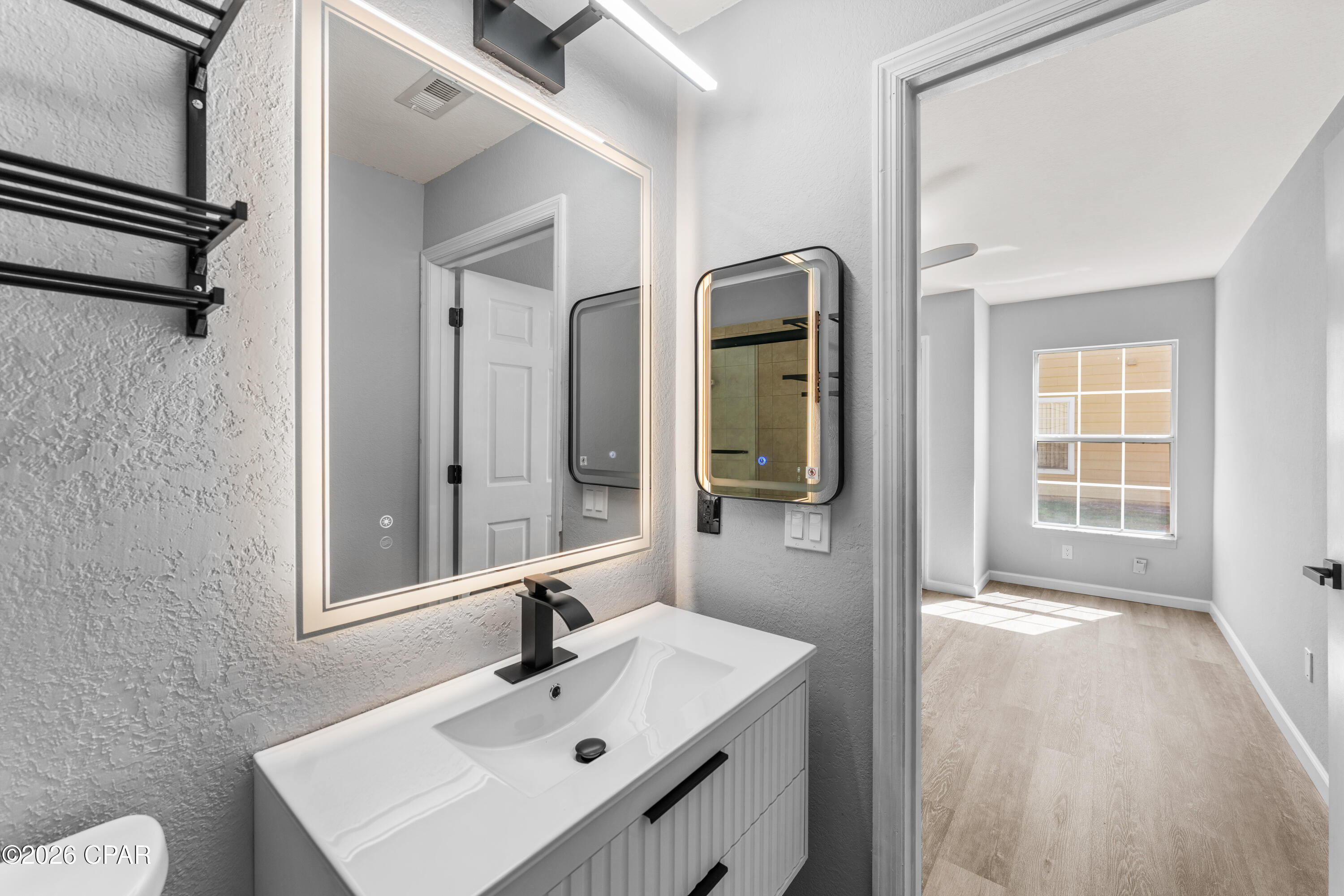 Image 32 For 1304 Lighthouse Road