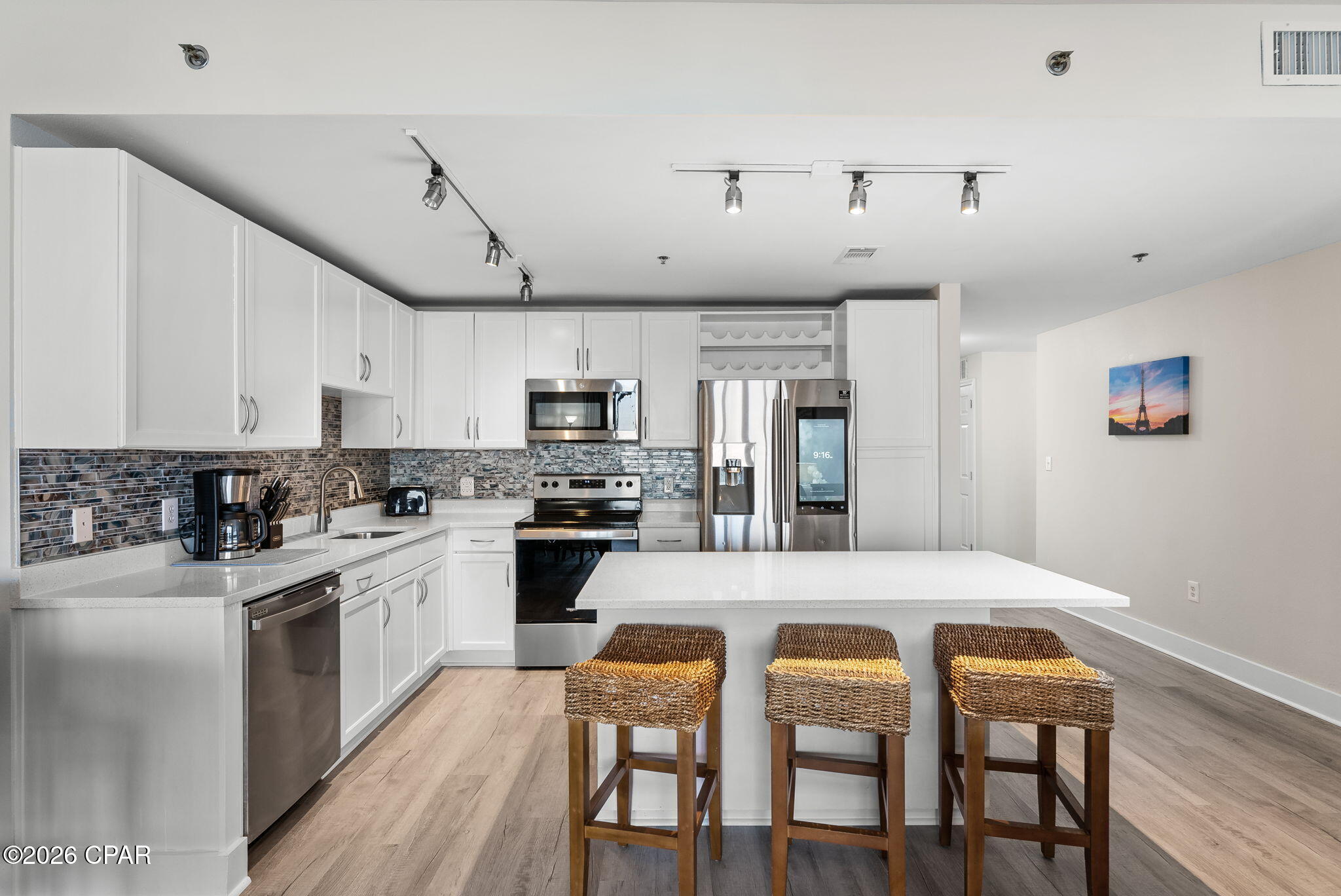 Image 11 For 9860 Thomas Drive 1712