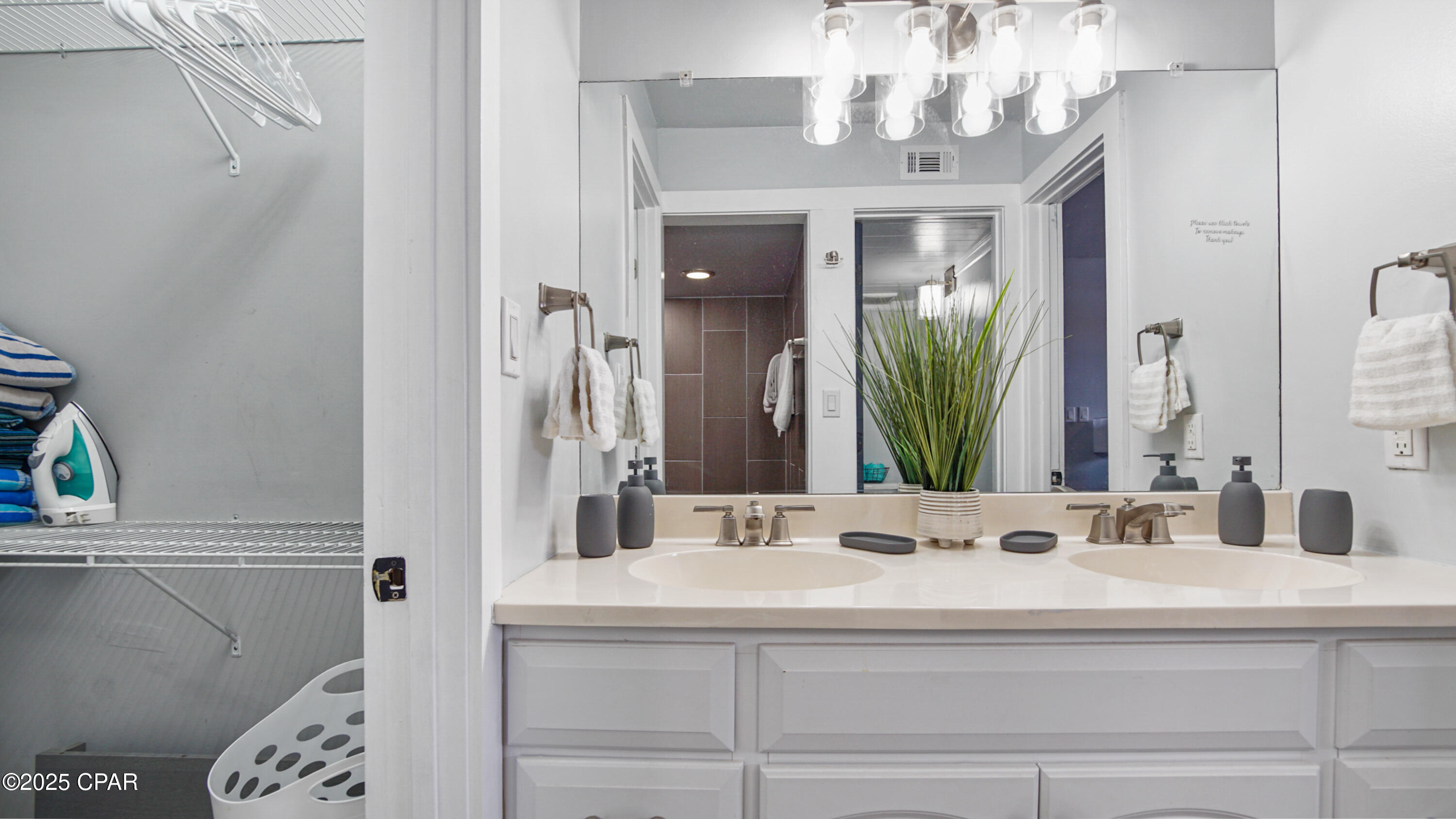 Image 12 For 17155 Front Beach Road W705