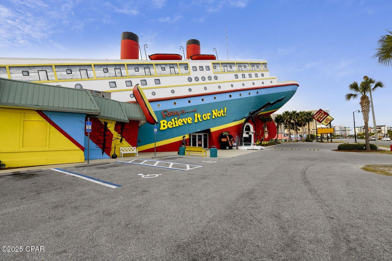 Image 30 For 17155 Front Beach Road W705