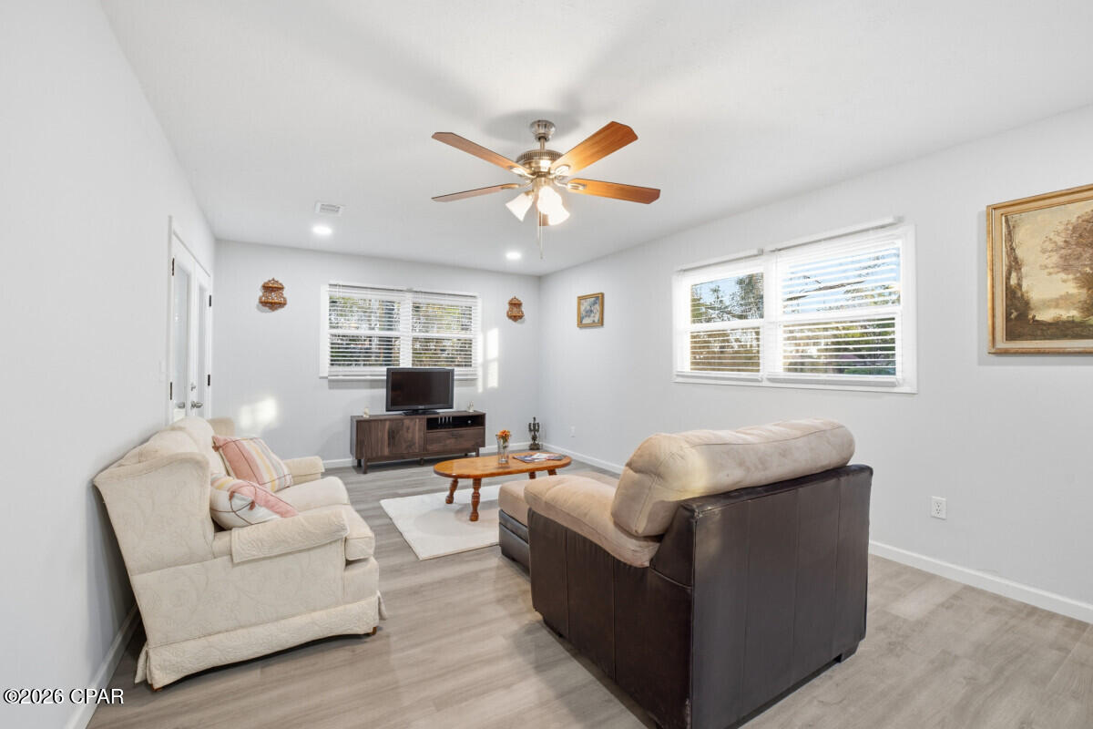 Image 6 For 1201 11th Street