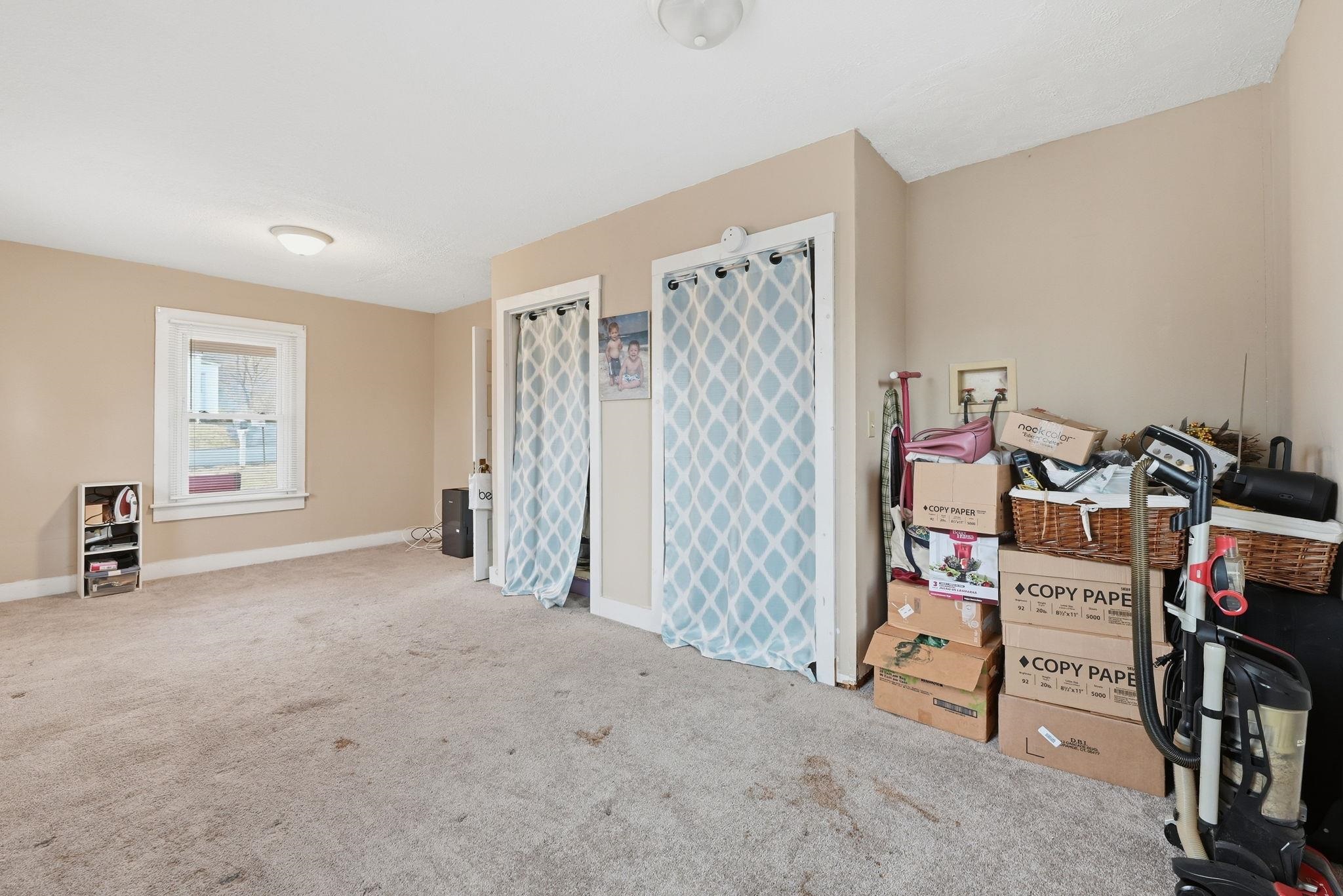 328 Mary Gray Ln