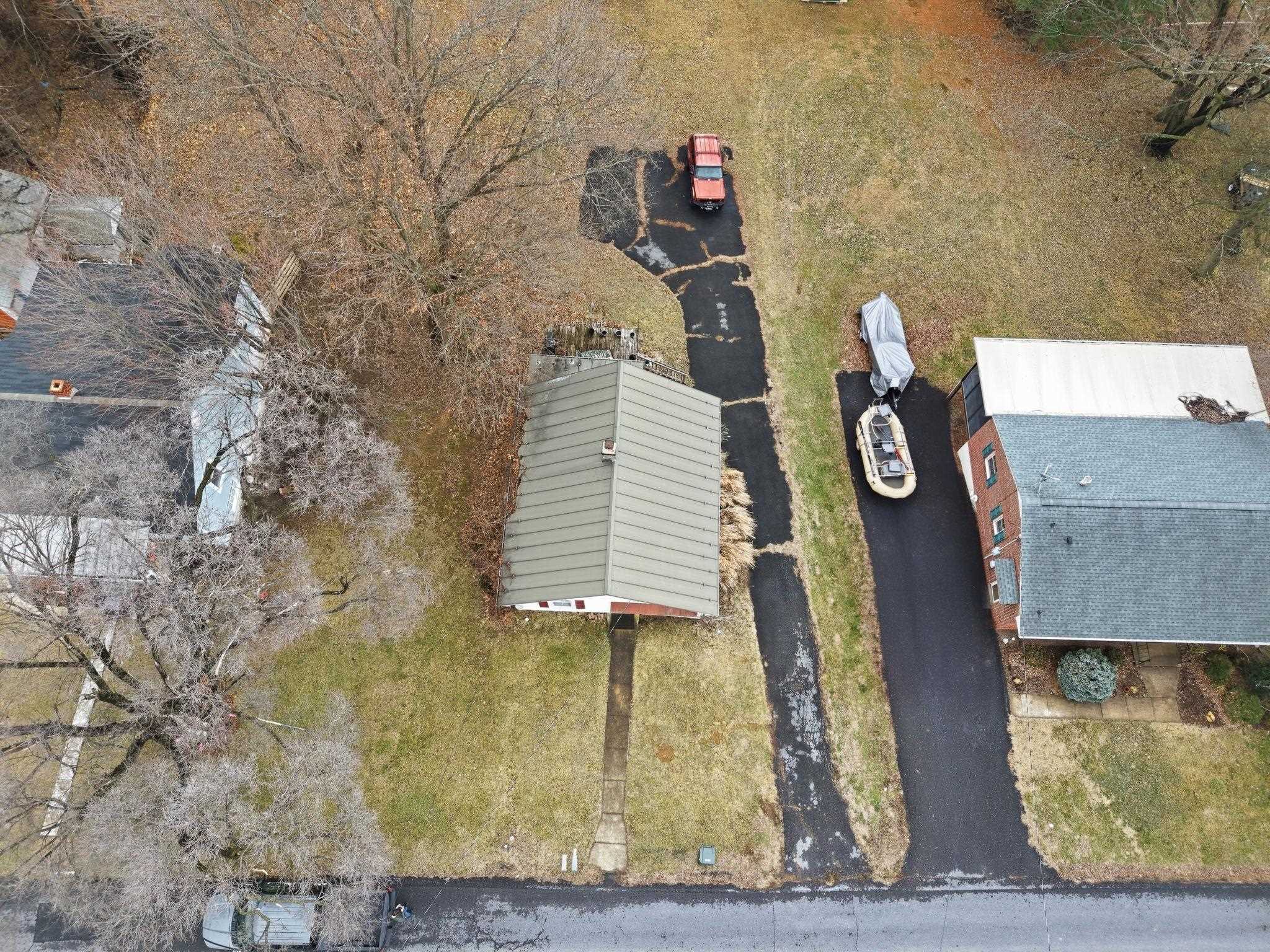 328 Mary Gray Ln