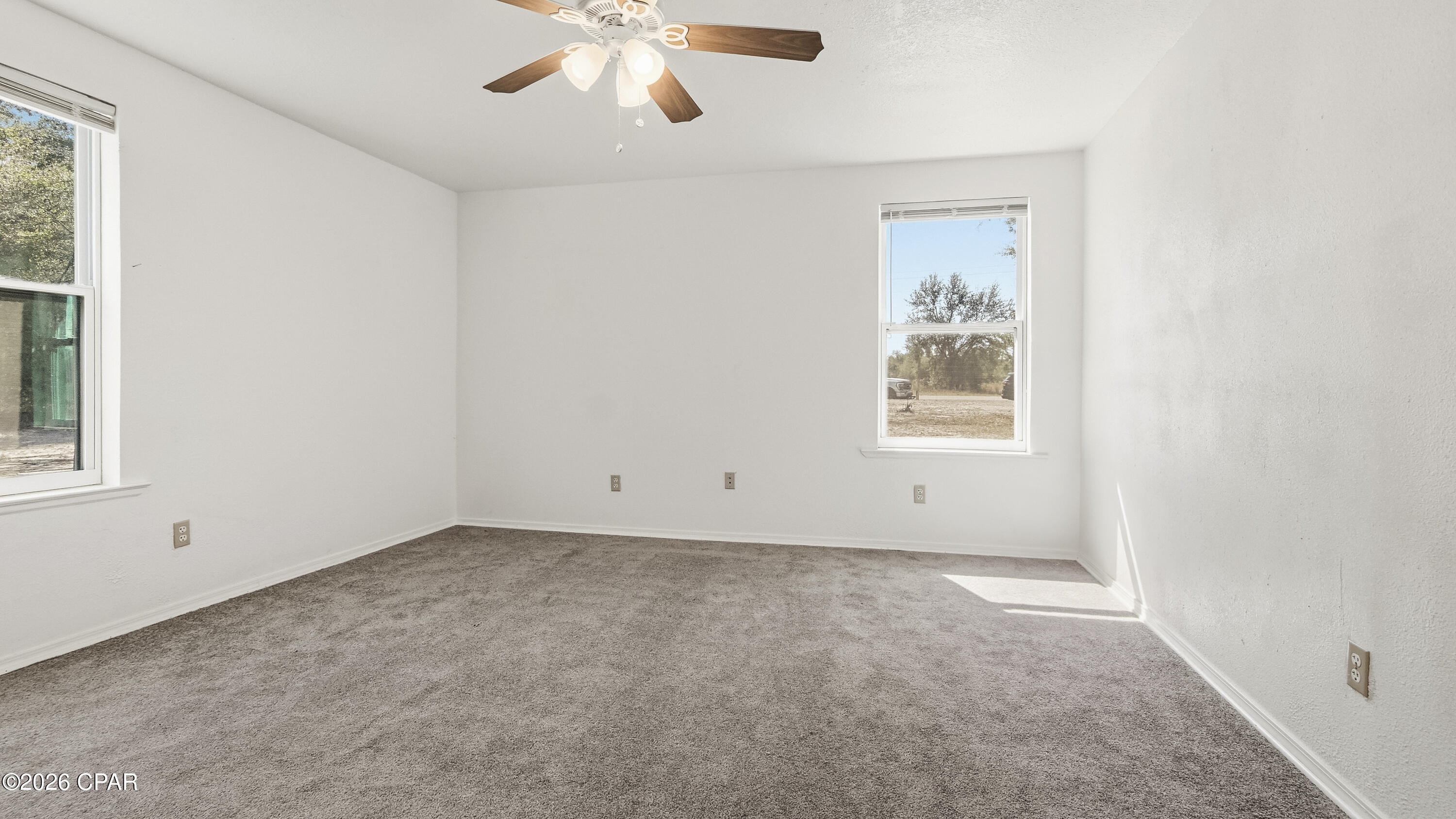 Listing photo id 10 for 5744 Fort Road