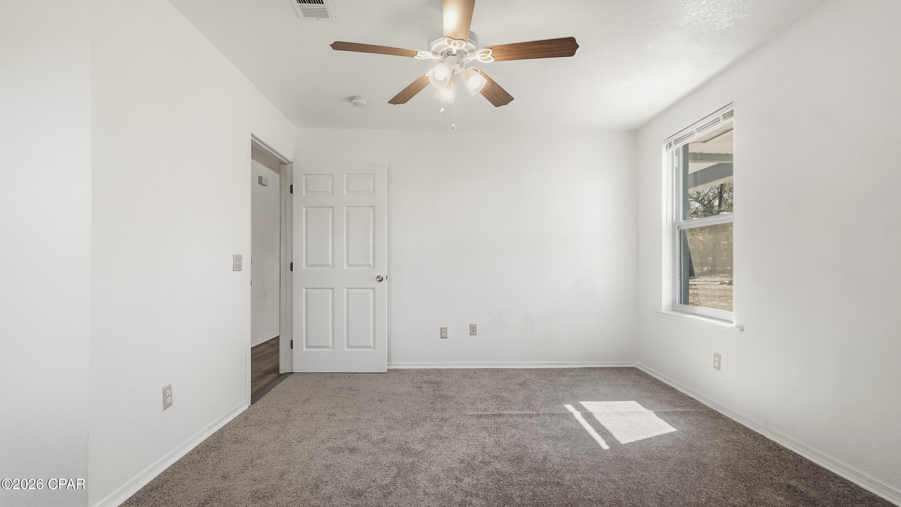 Listing photo id 14 for 5744 Fort Road