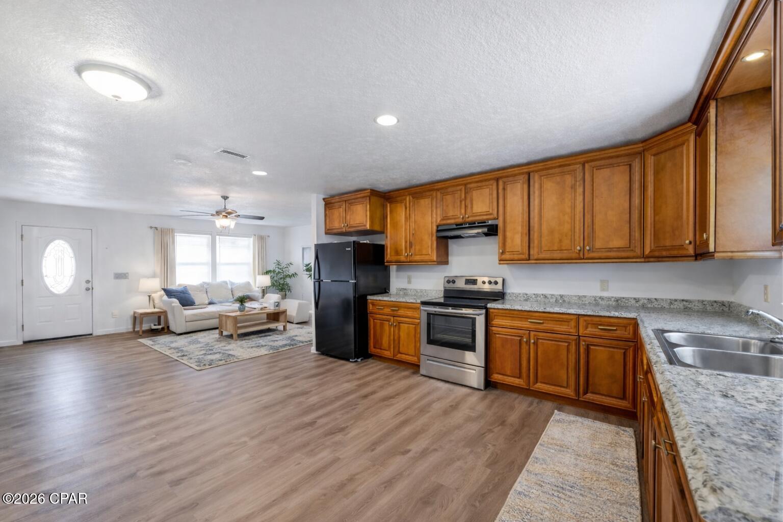 Listing photo id 5 for 5744 Fort Road