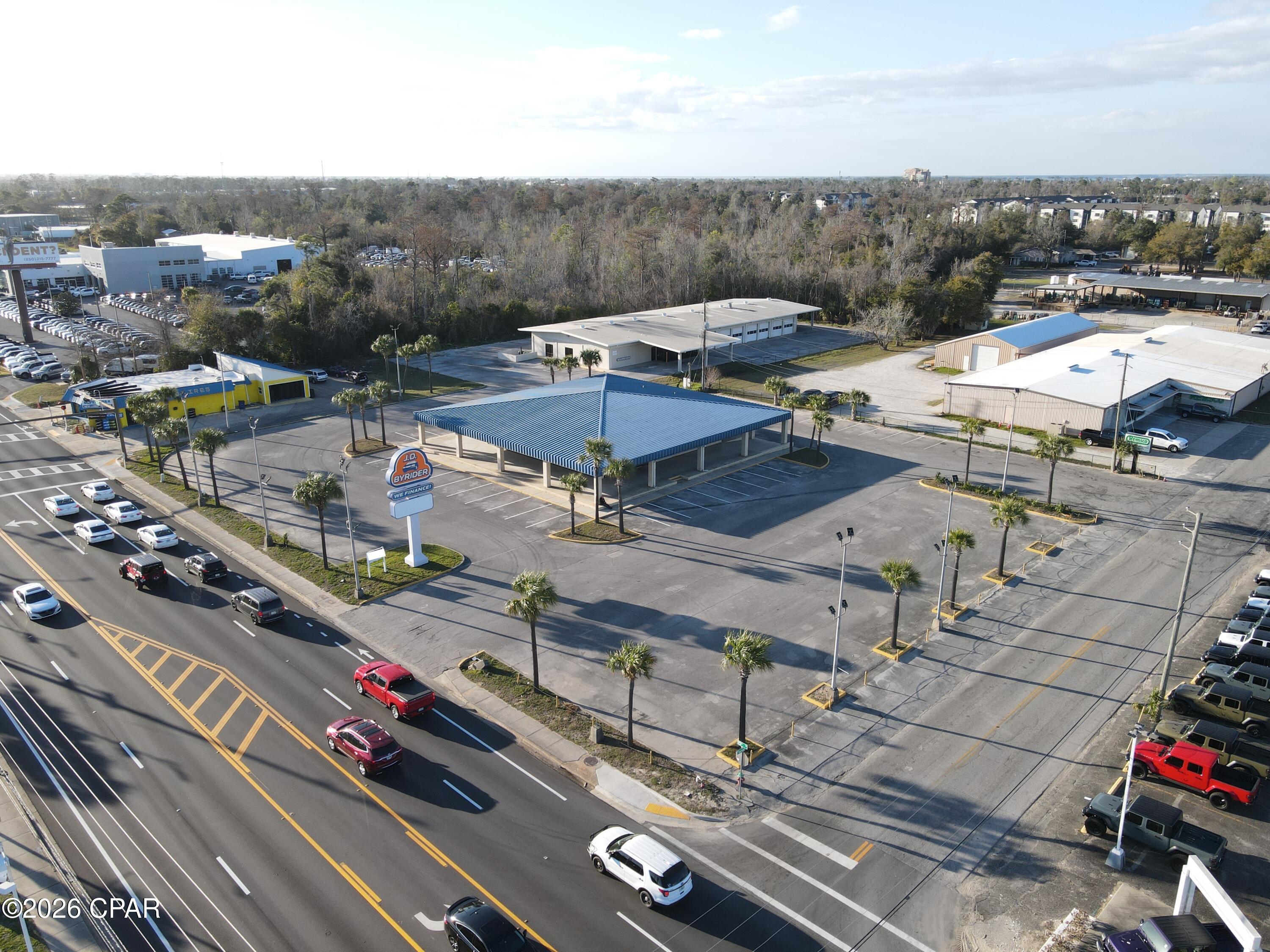 Image 2 For 704 15th Street