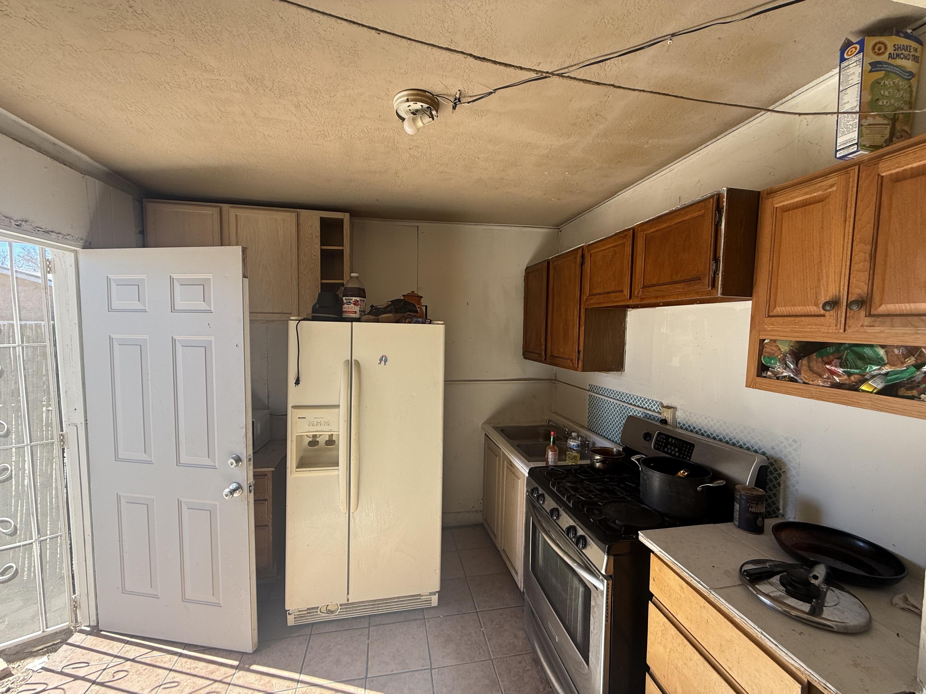 Photo 12 — 1907 Isleta Boulevard SW UNIT 7