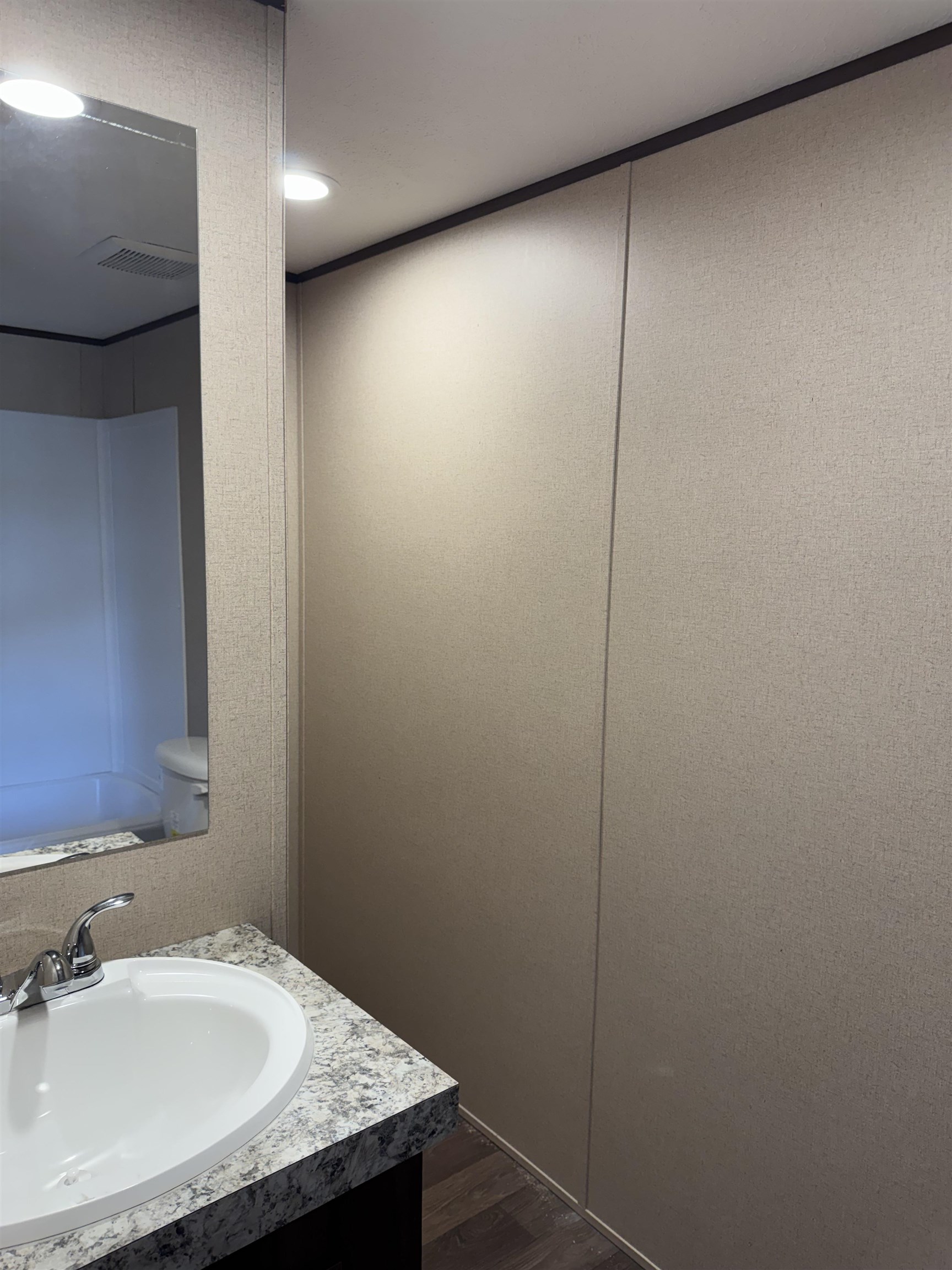 2605964 | Photo 20