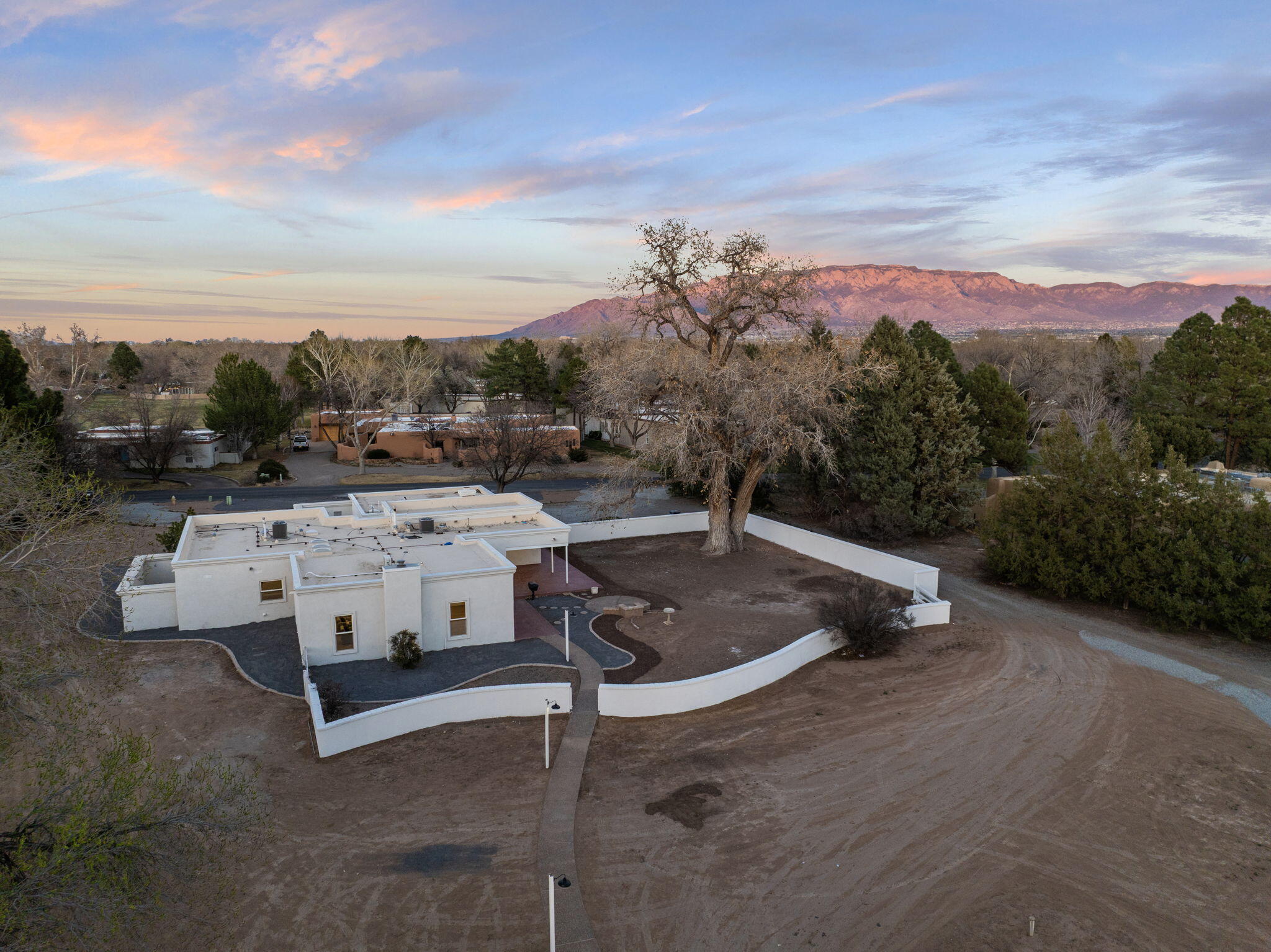 Homes for sale in Los Ranchos, NM | 1105 Salamanca St Nw, Los Ranchos, NM 87107 | MLS# 1099416