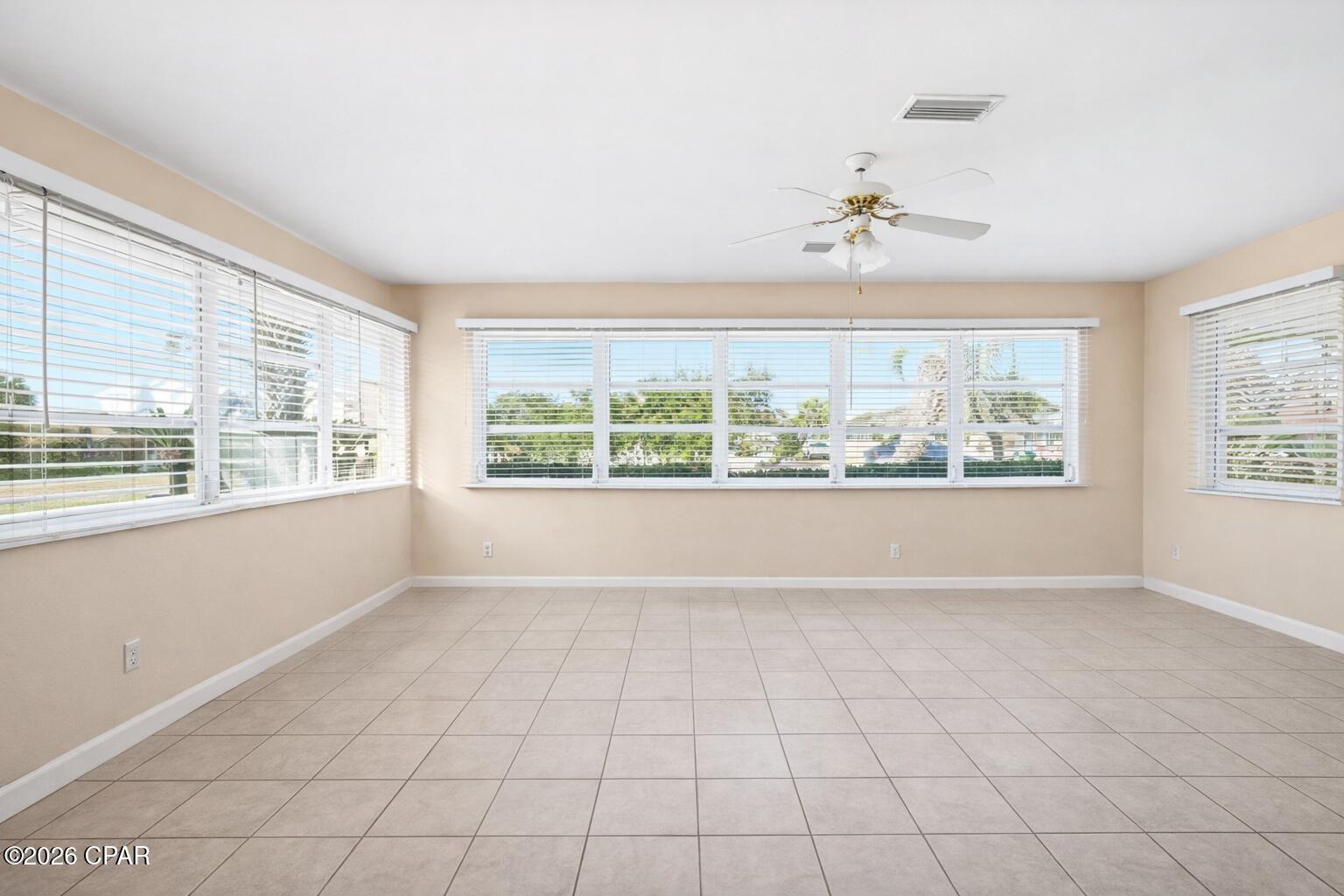 Image 12 For 126 Buena Vista Avenue