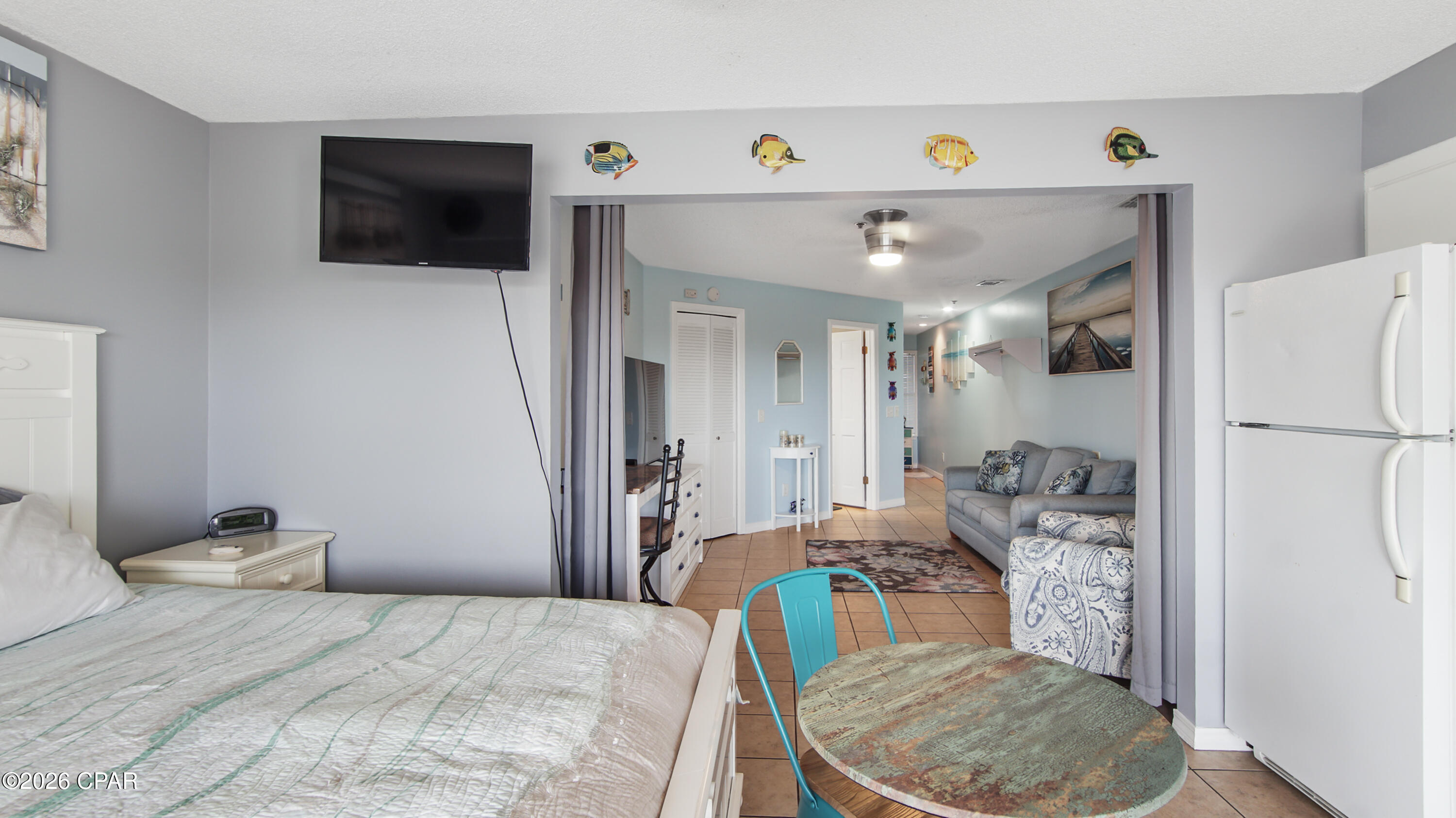 Image 4 For 8730 Thomas Drive 1302a