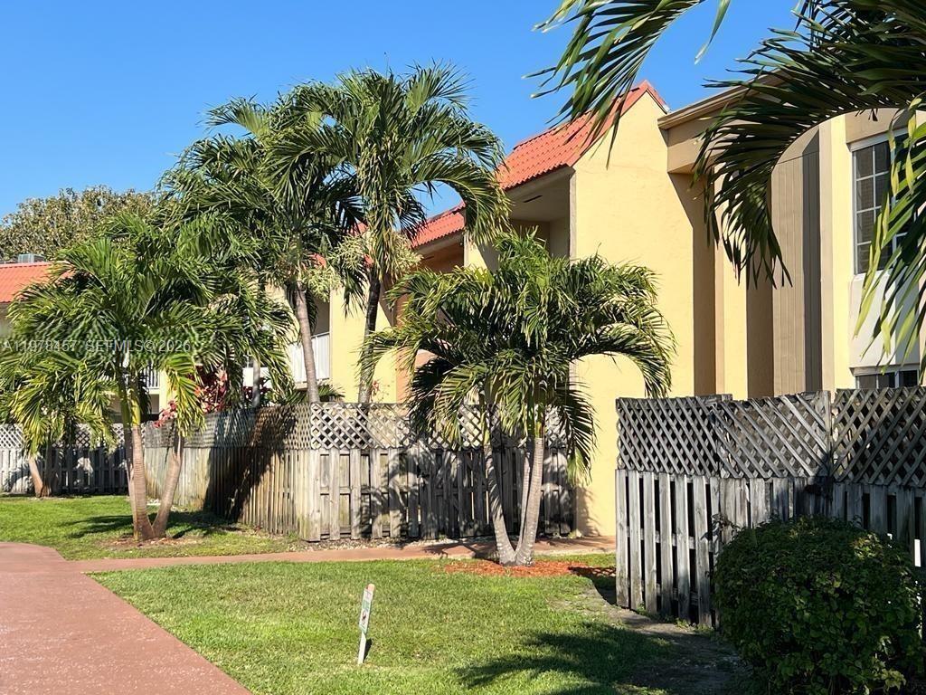 Doral Gardens II Condo