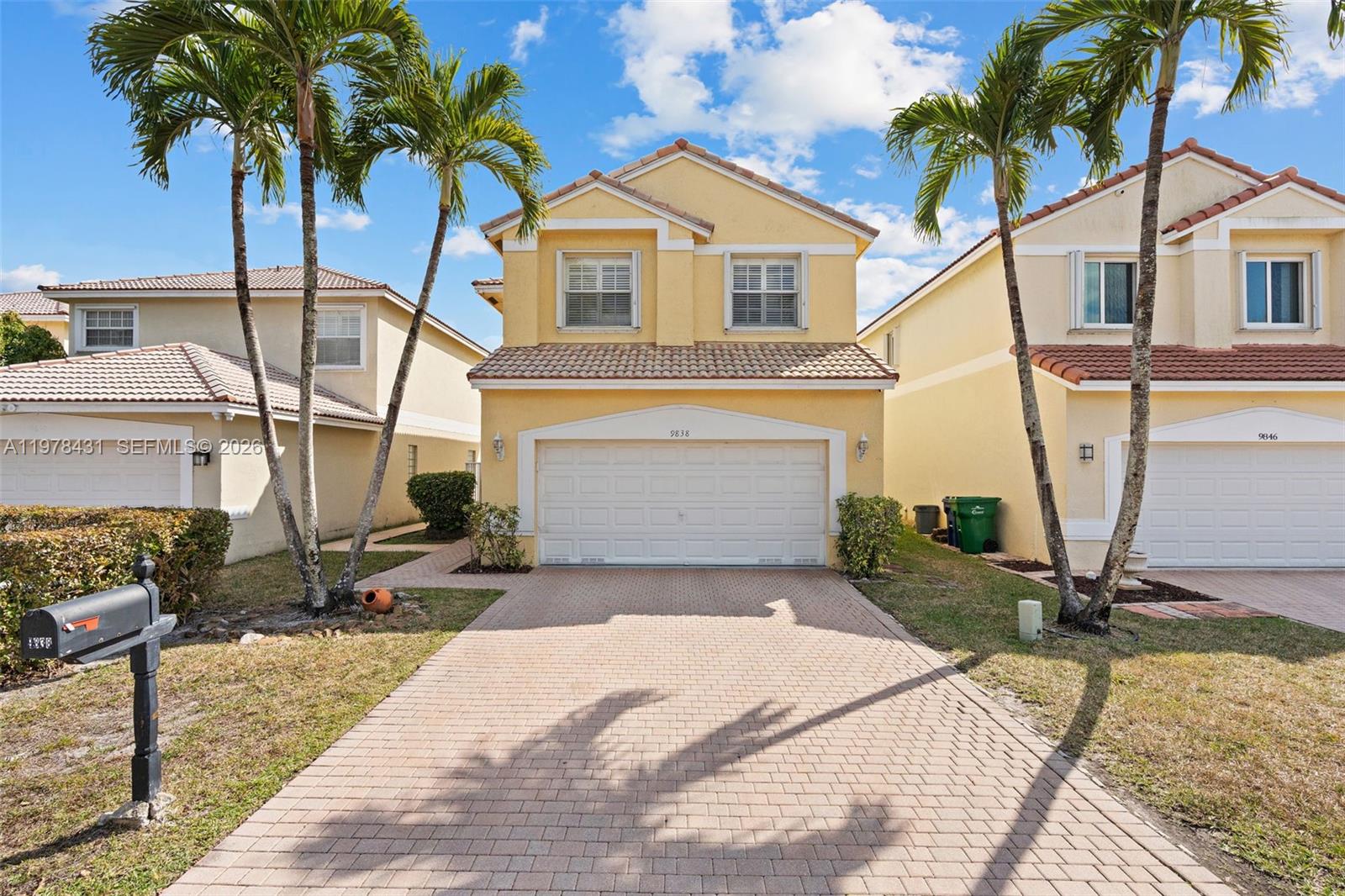 9838 1st Mnr, Coral Springs, Florida 33071
