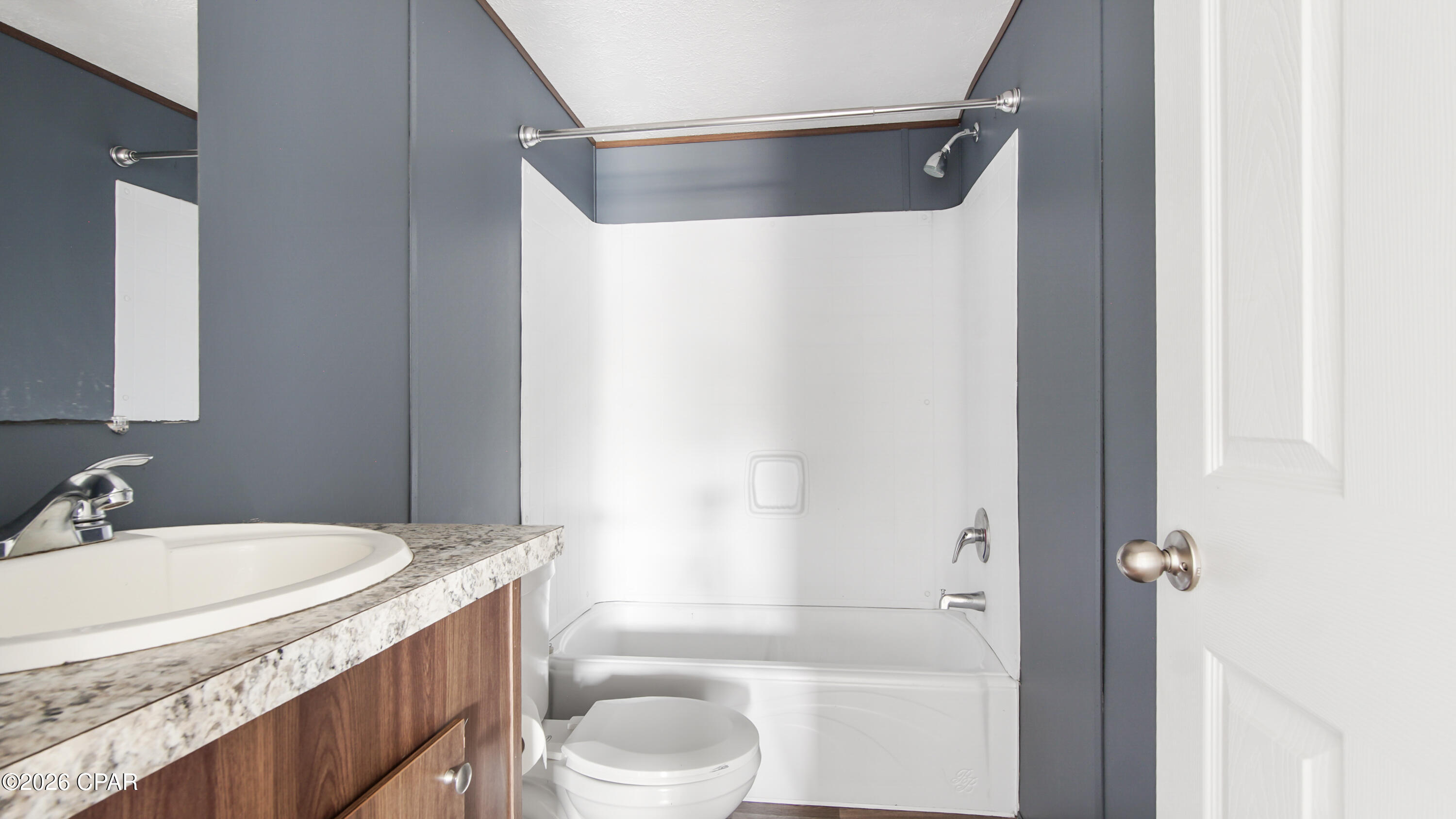 Image 24 For 188 Pinetree Lane