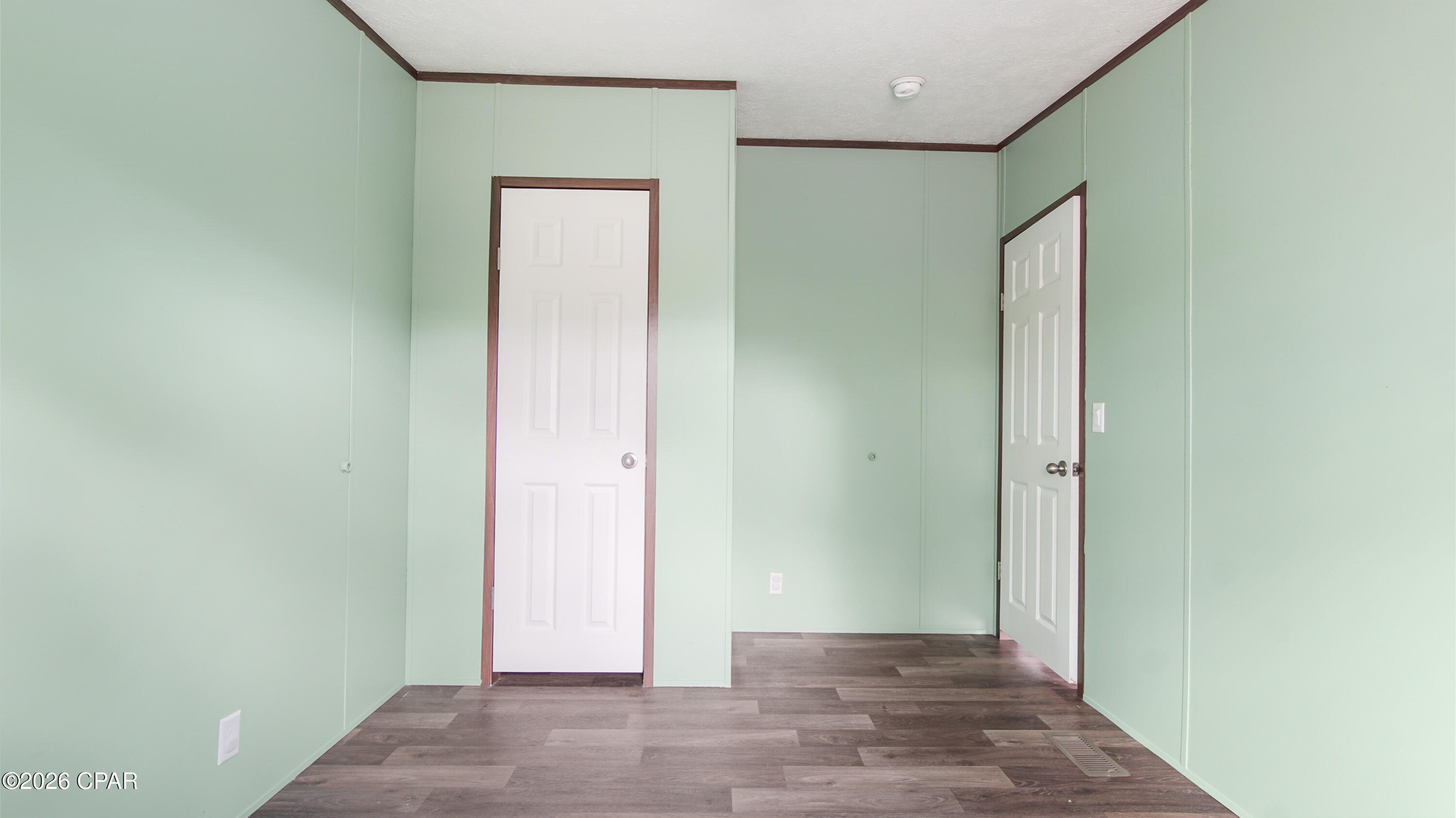 Image 28 For 188 Pinetree Lane