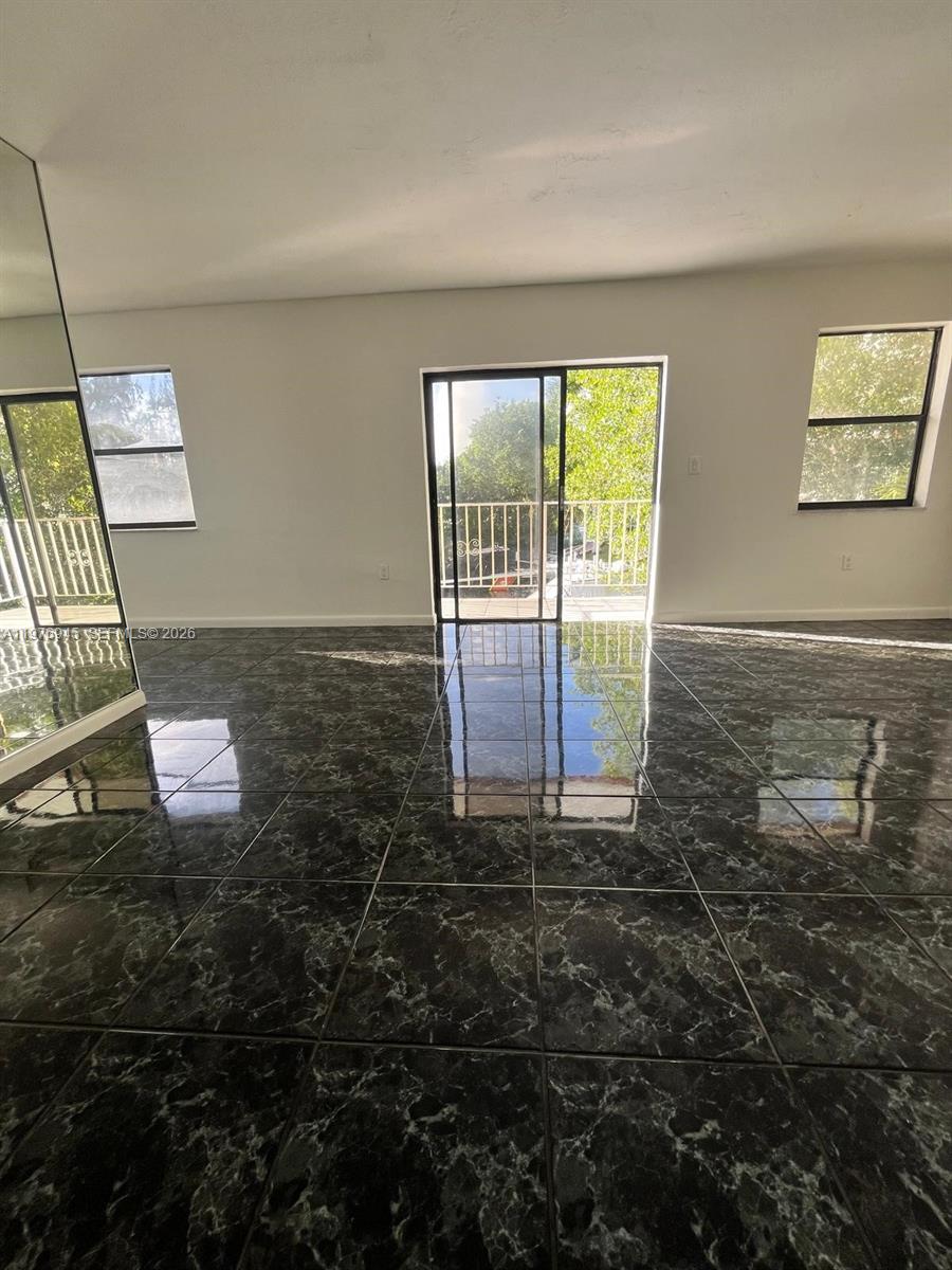 Melrose Place South Condo