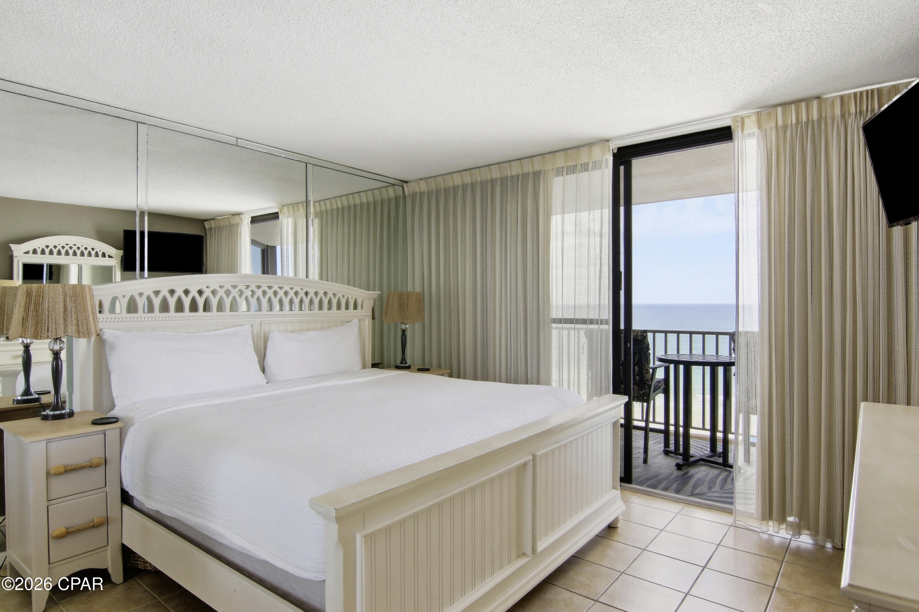 Listing photo id 12 for 11757 Front Beach Road L603