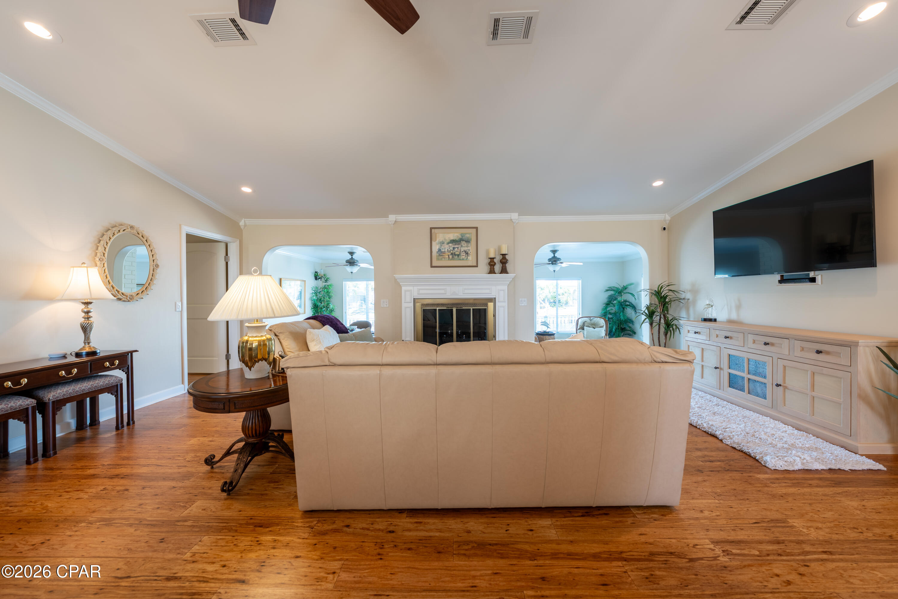 Listing photo id 13 for 1509 Trout Lane
