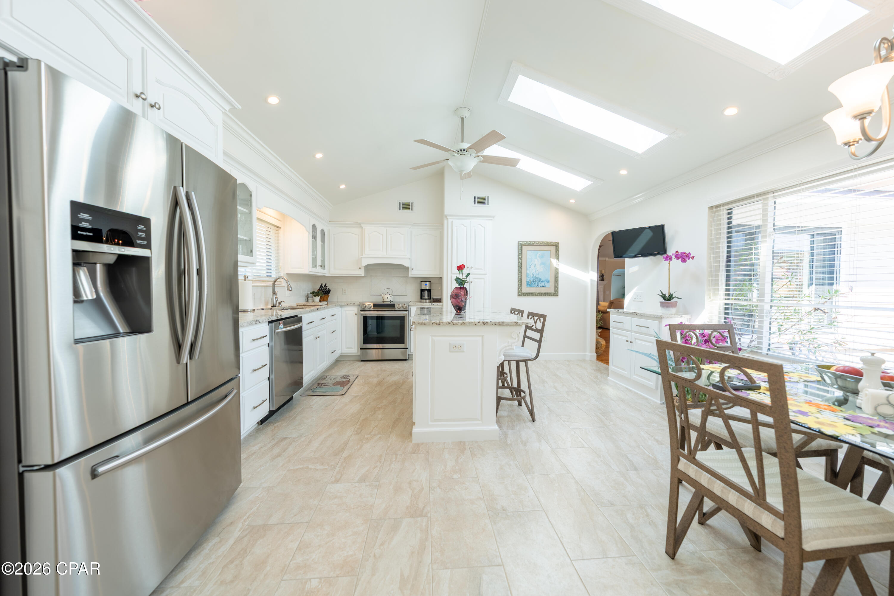 Listing photo id 33 for 1509 Trout Lane
