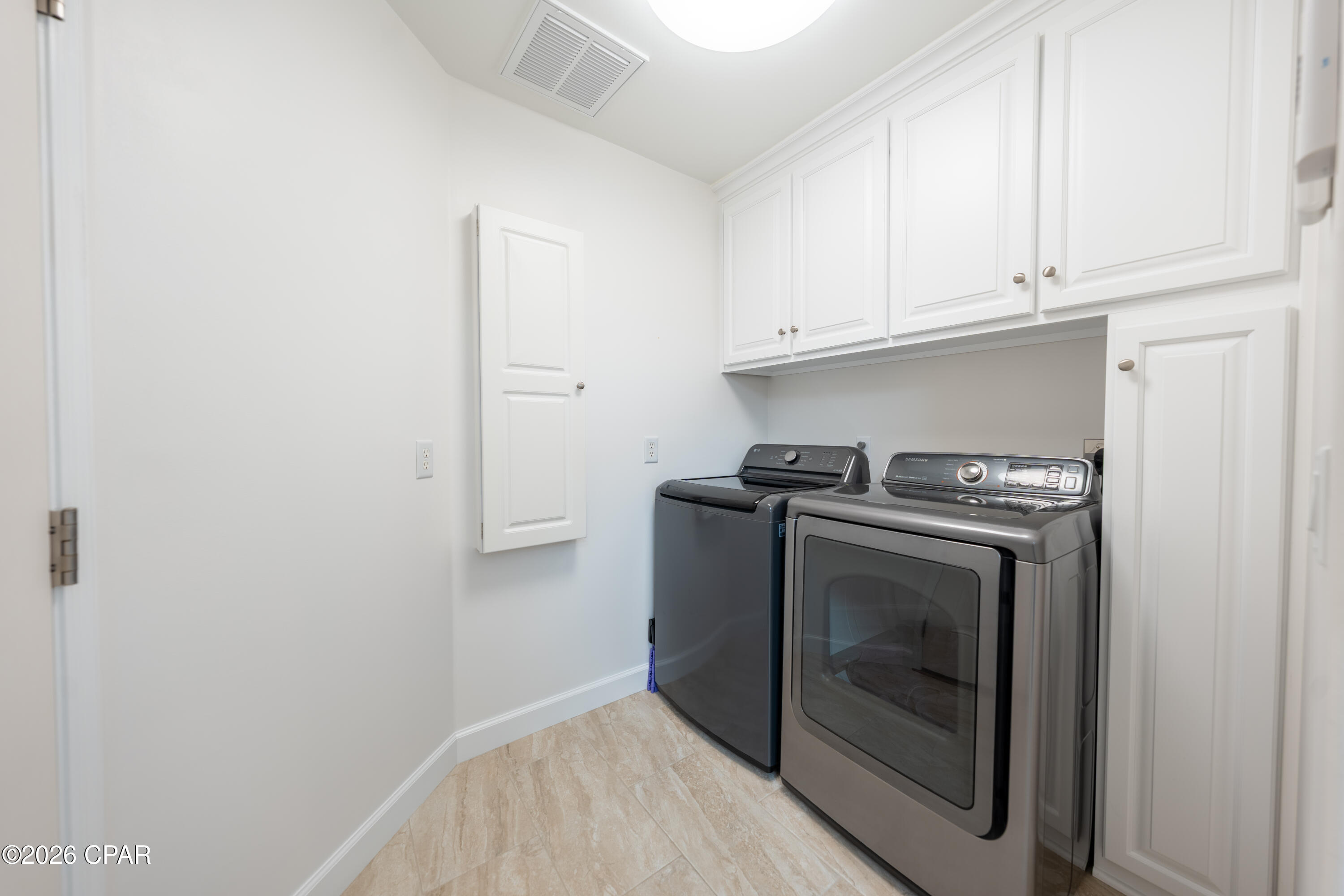 Listing photo id 42 for 1509 Trout Lane