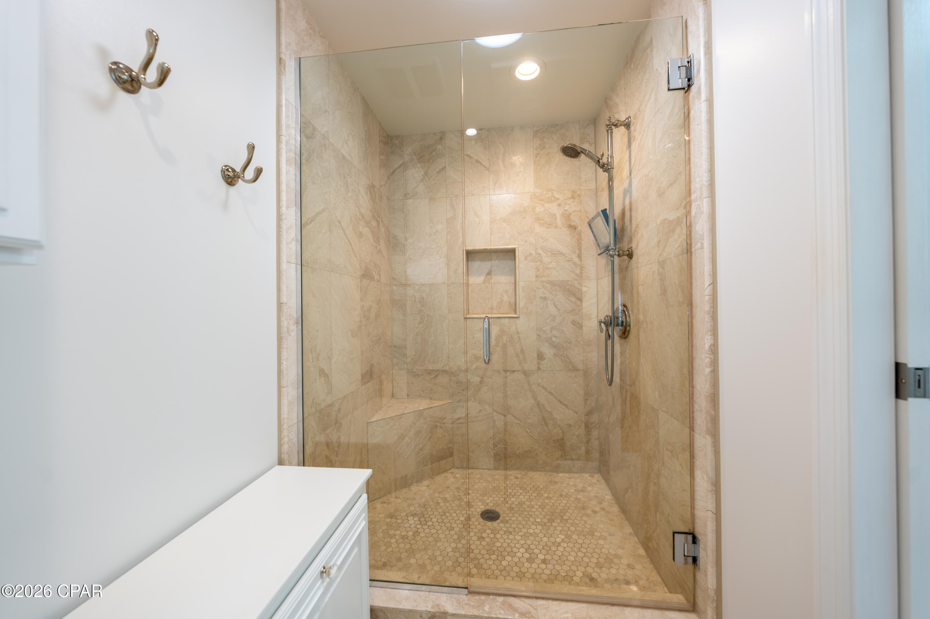 Listing photo id 51 for 1509 Trout Lane