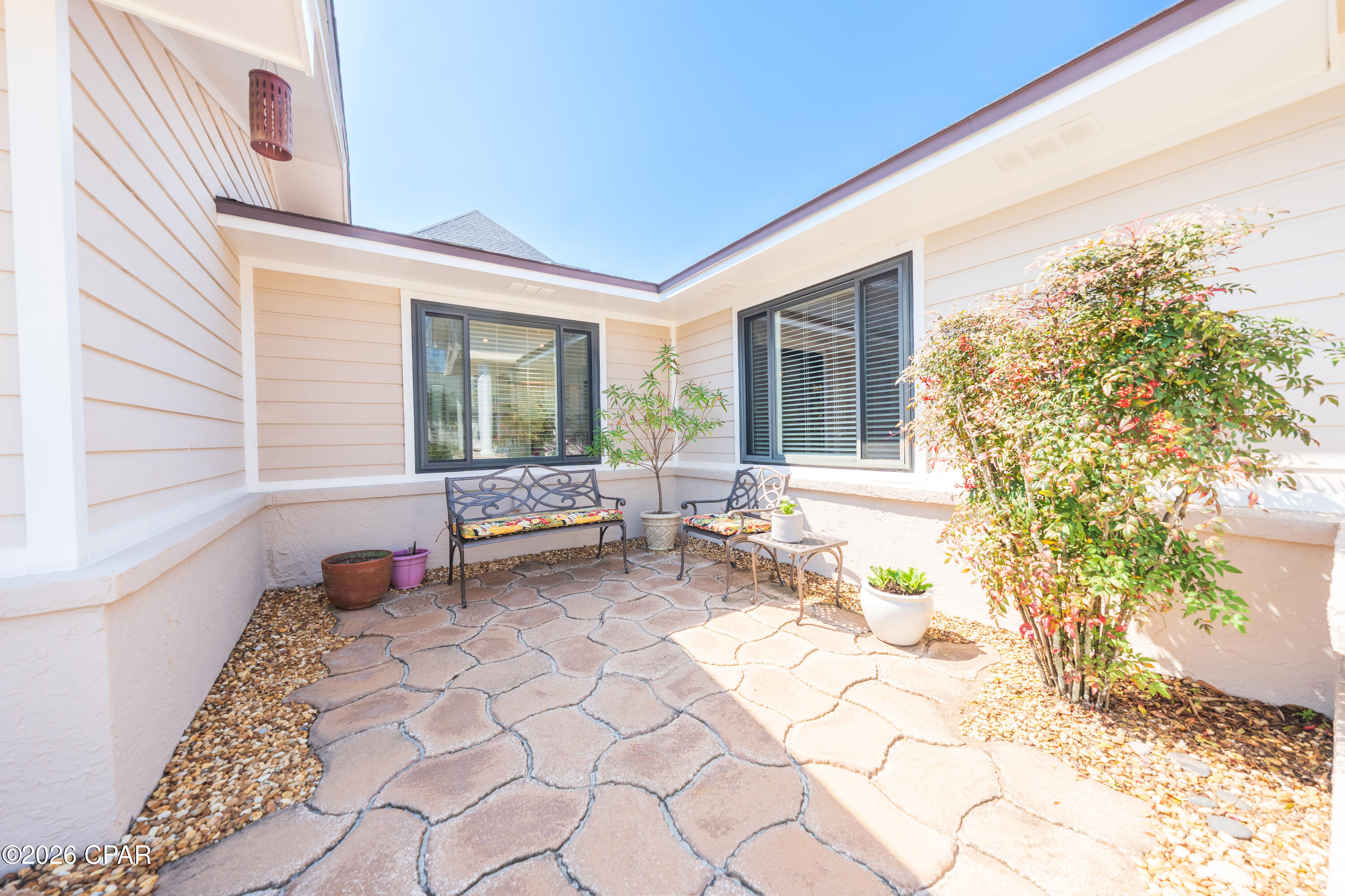 Listing photo id 6 for 1509 Trout Lane