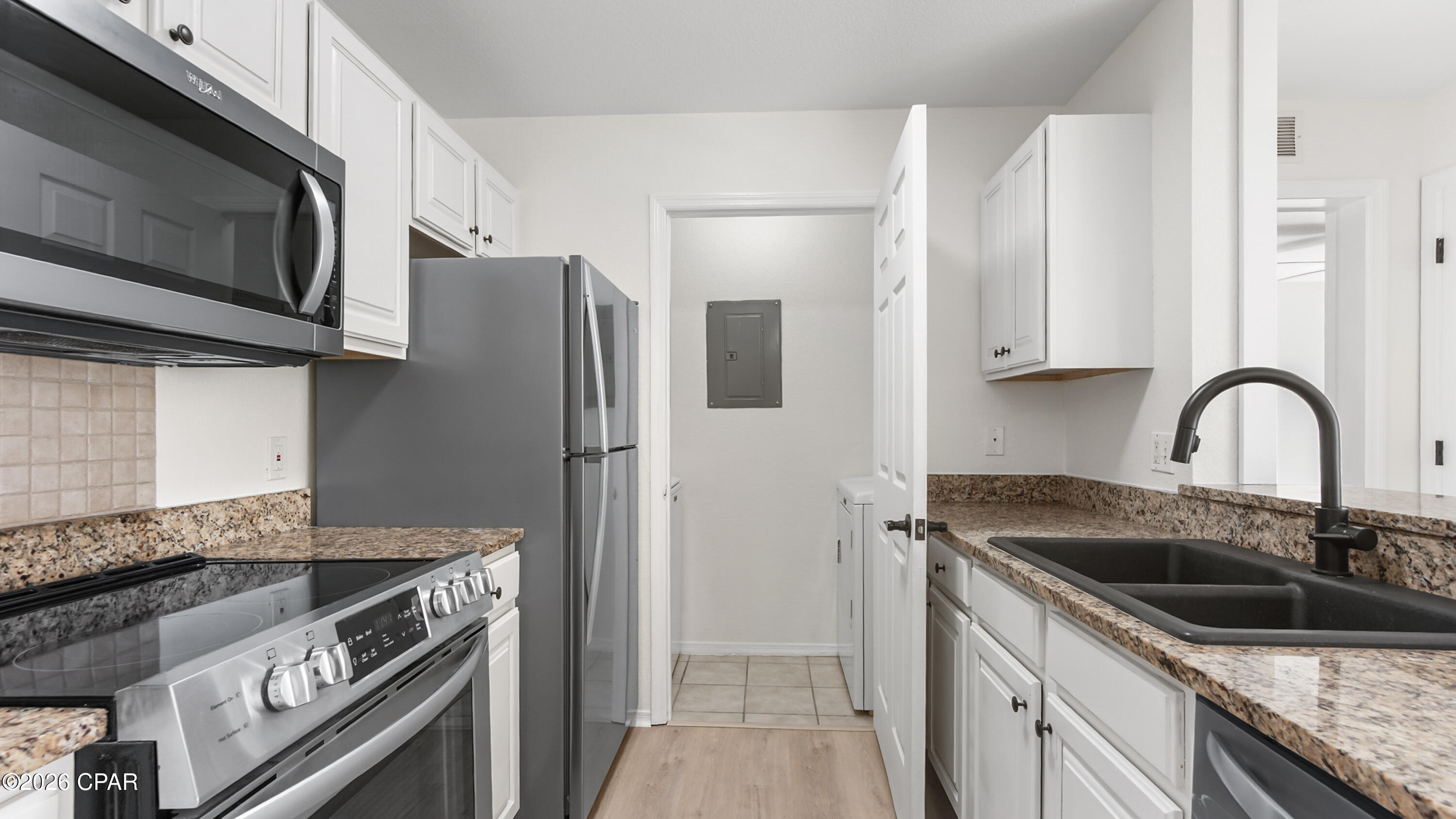 Image 10 For 1001 Lighthouse Road 1001