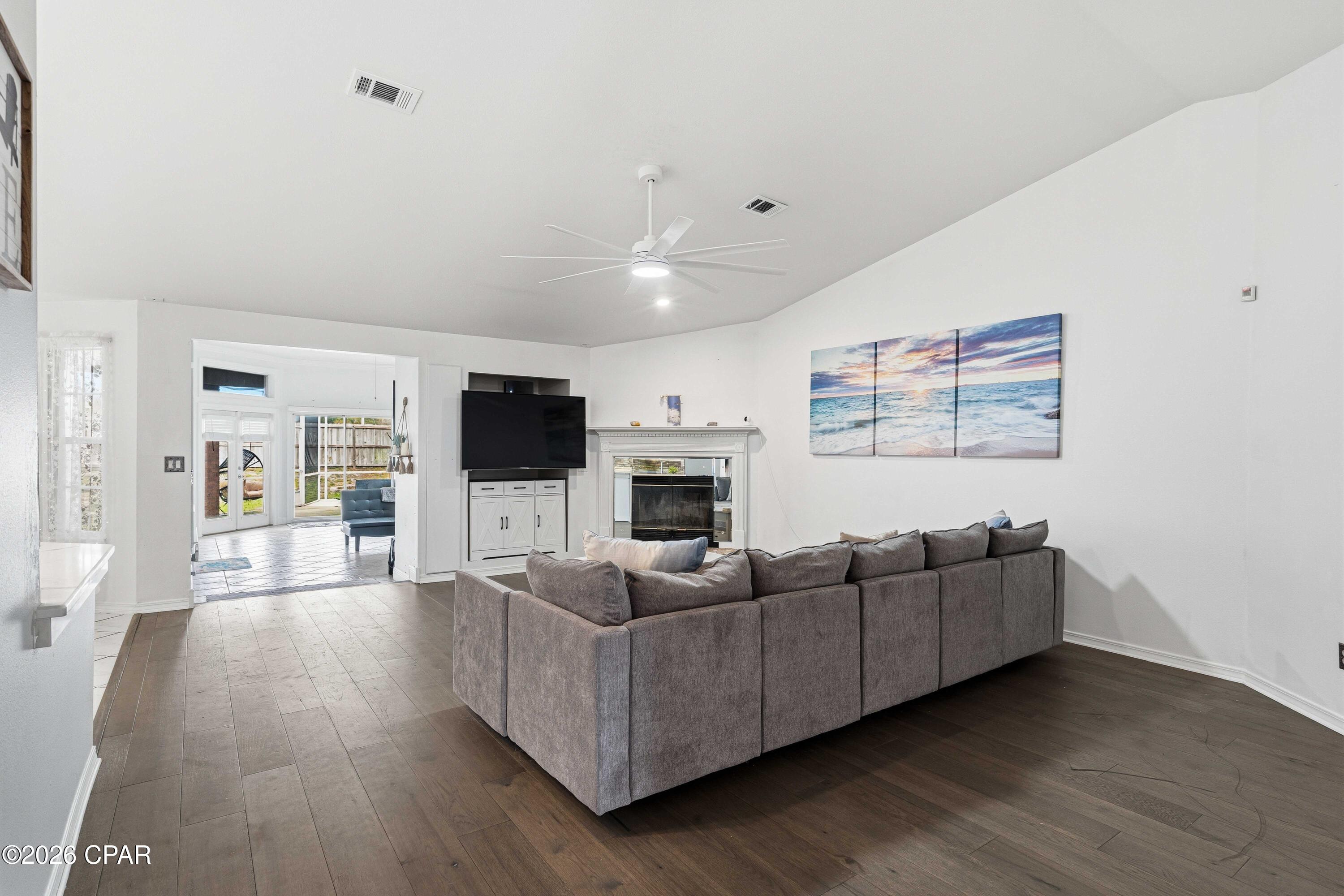 Image 4 For 1929 Jessica Way