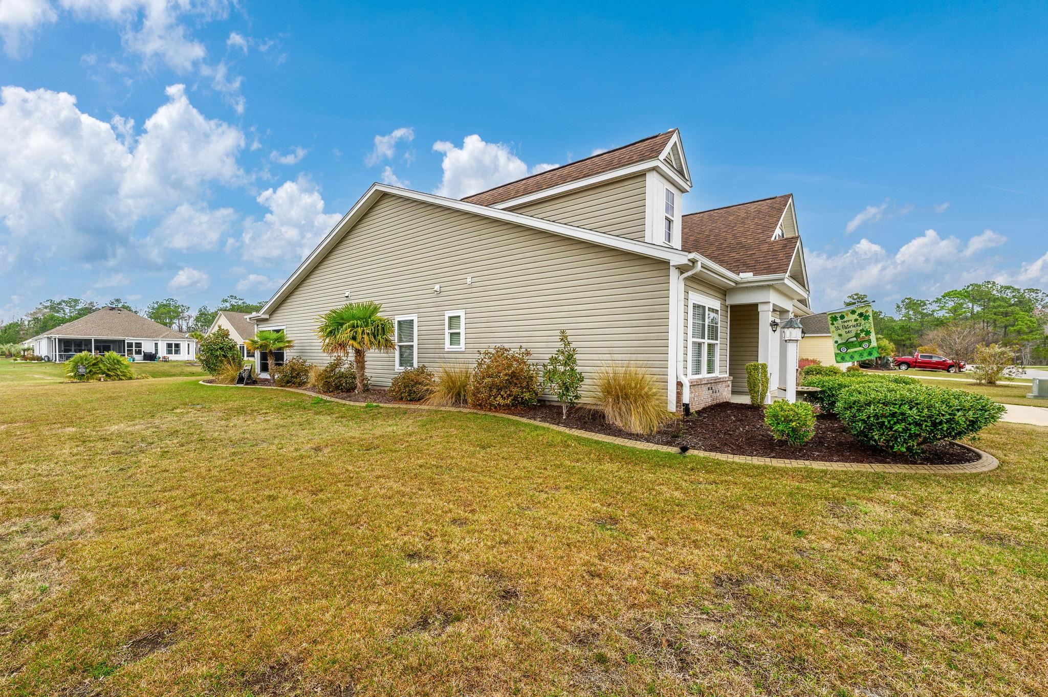 901 Sewing Bee Pl. Little River, SC 29566