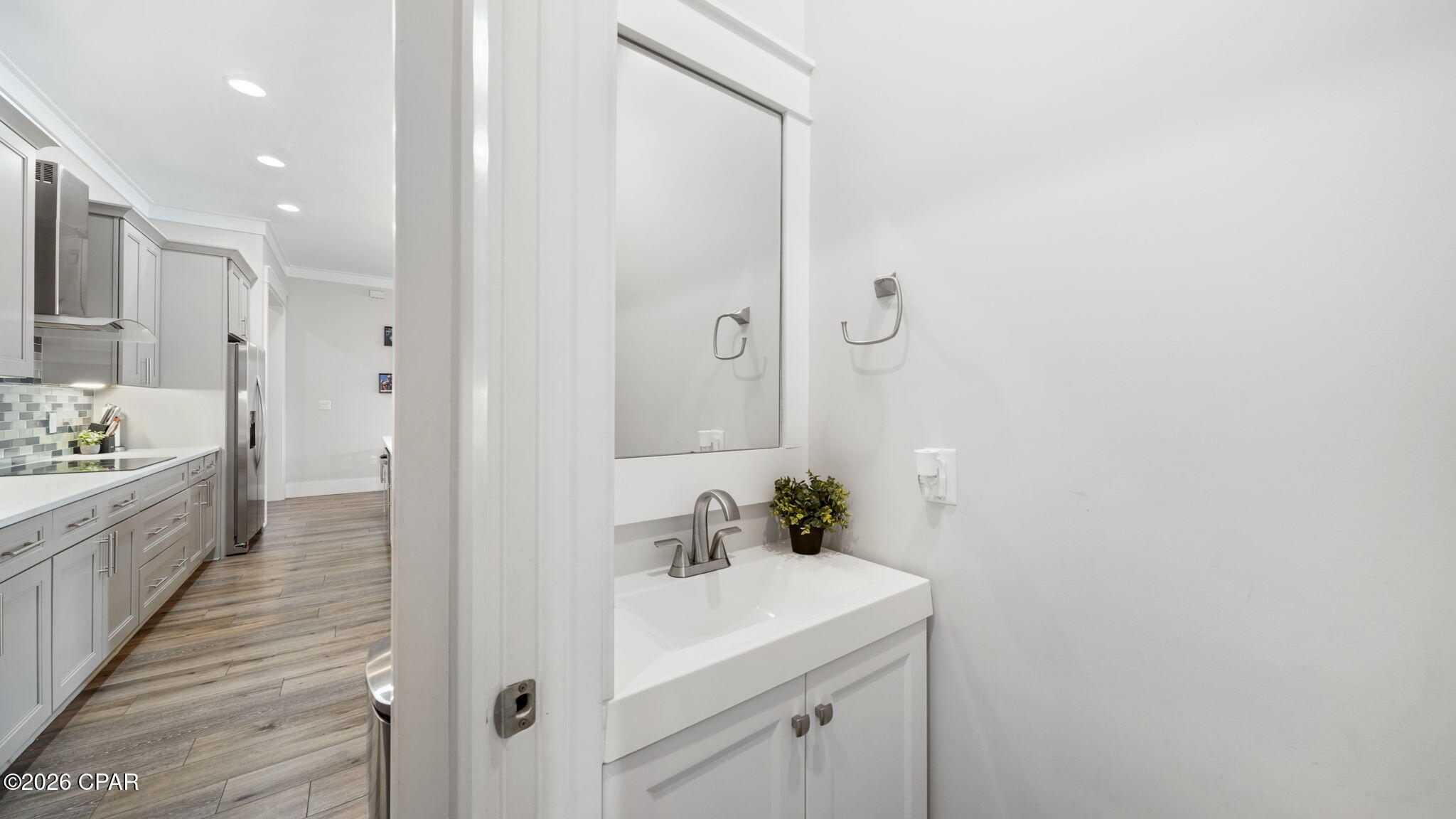 Image 11 For 7127 Dolphin Bay Boulevard