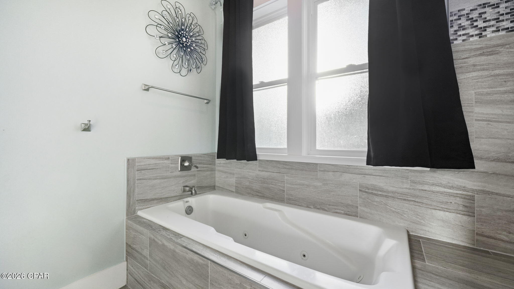 Image 32 For 7127 Dolphin Bay Boulevard