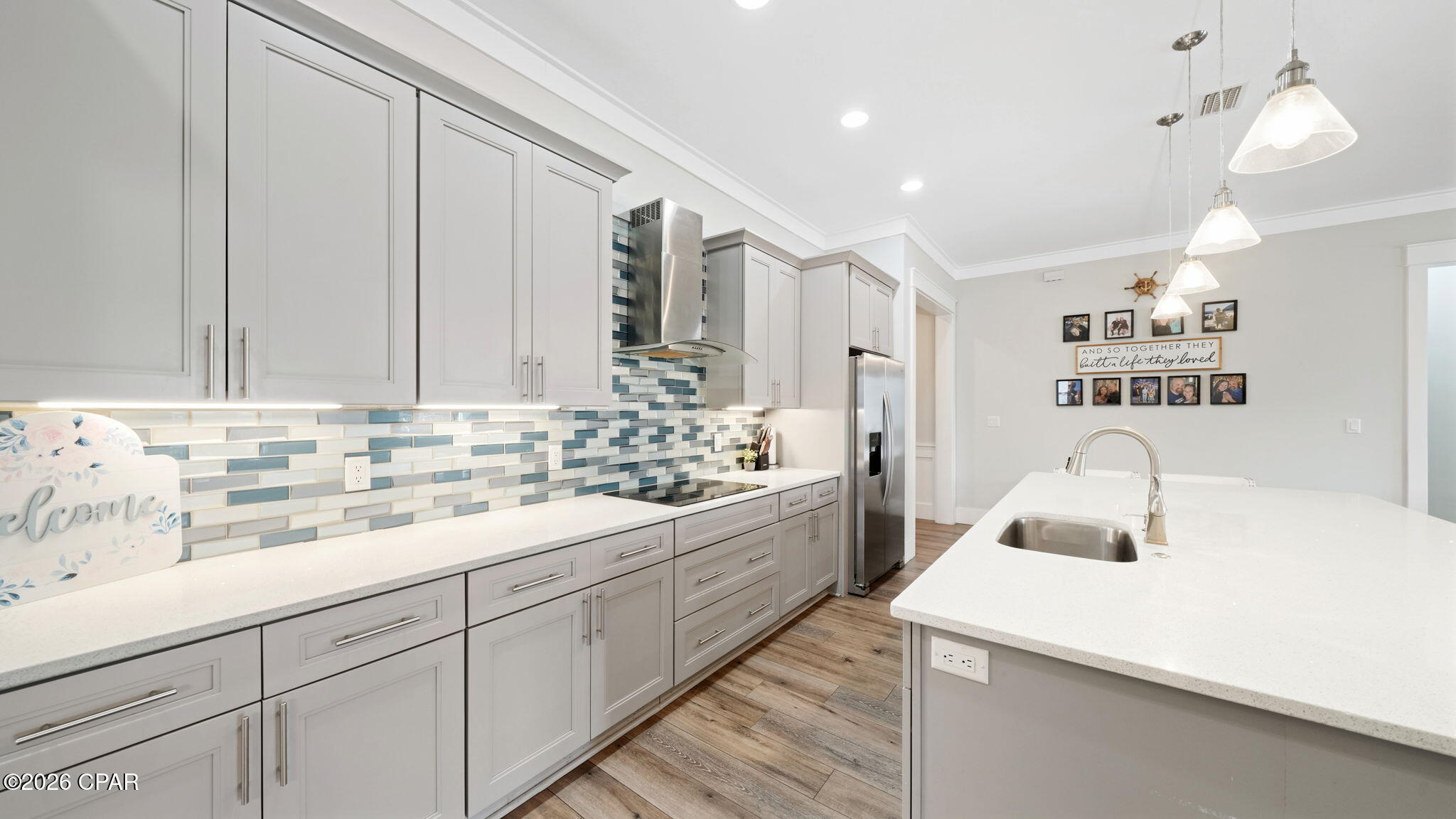 Image 9 For 7127 Dolphin Bay Boulevard